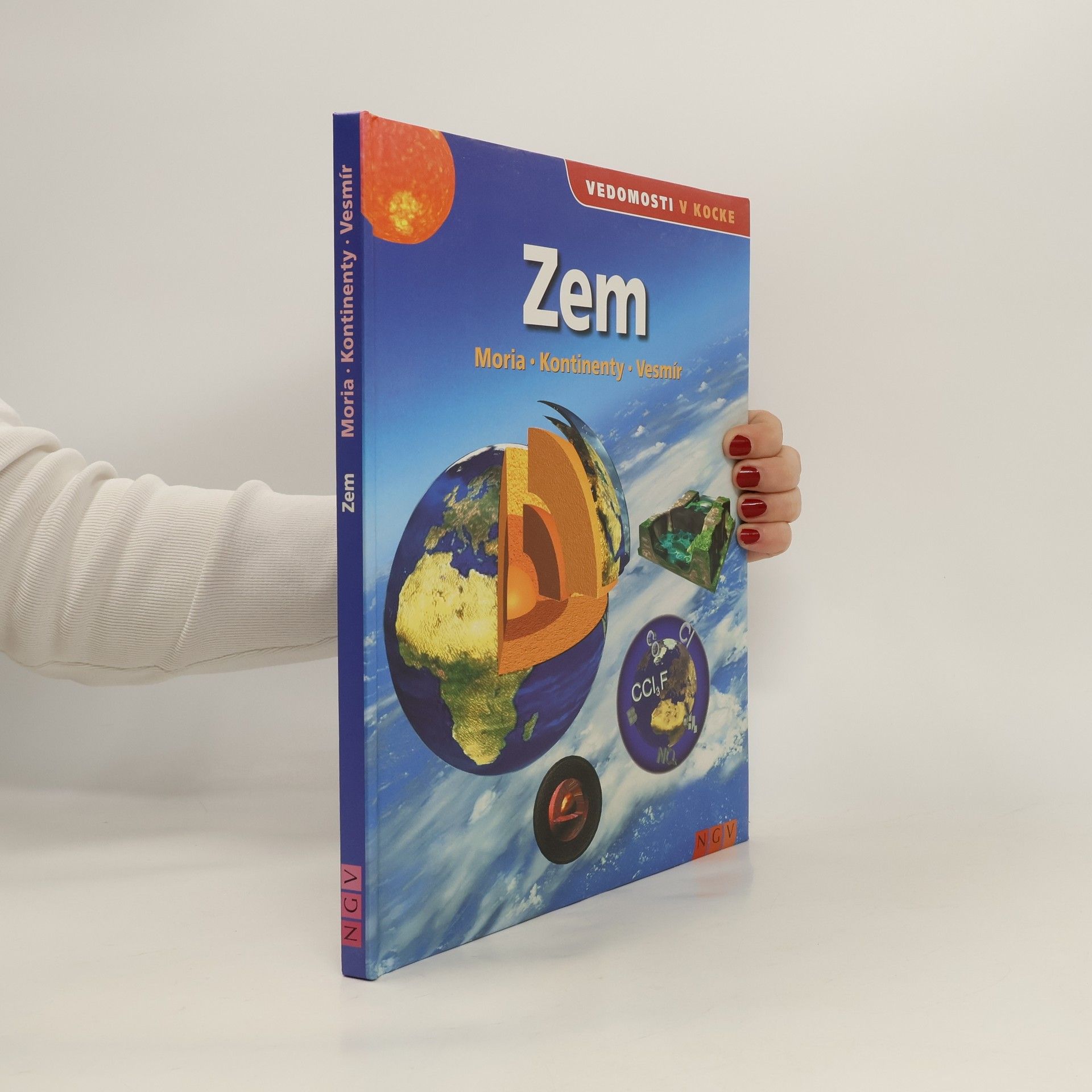 Kolektív autorov Zem. Moria, kontinenty, vesmír