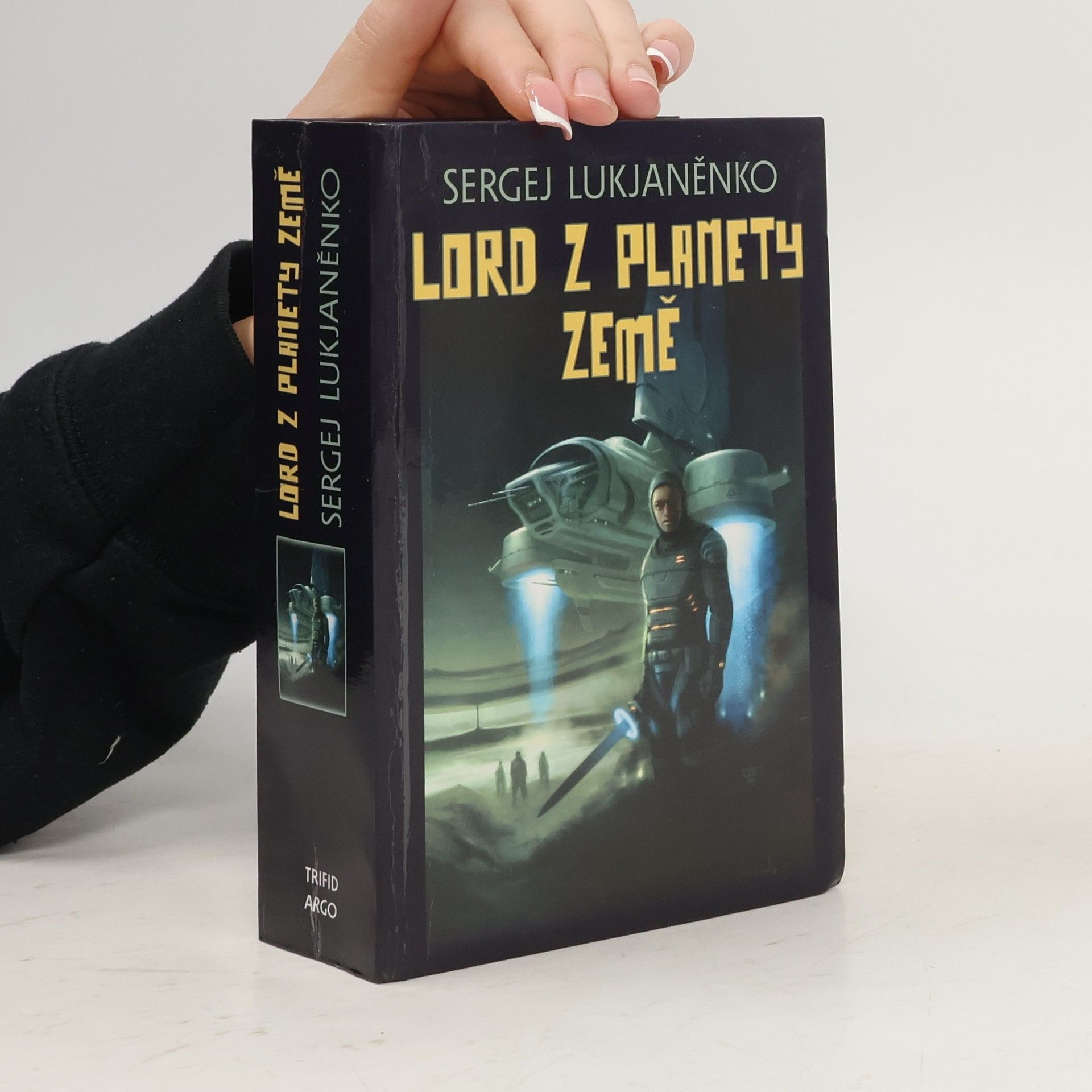 Sergej Vasilievič Lukianenko Lord z planety Země