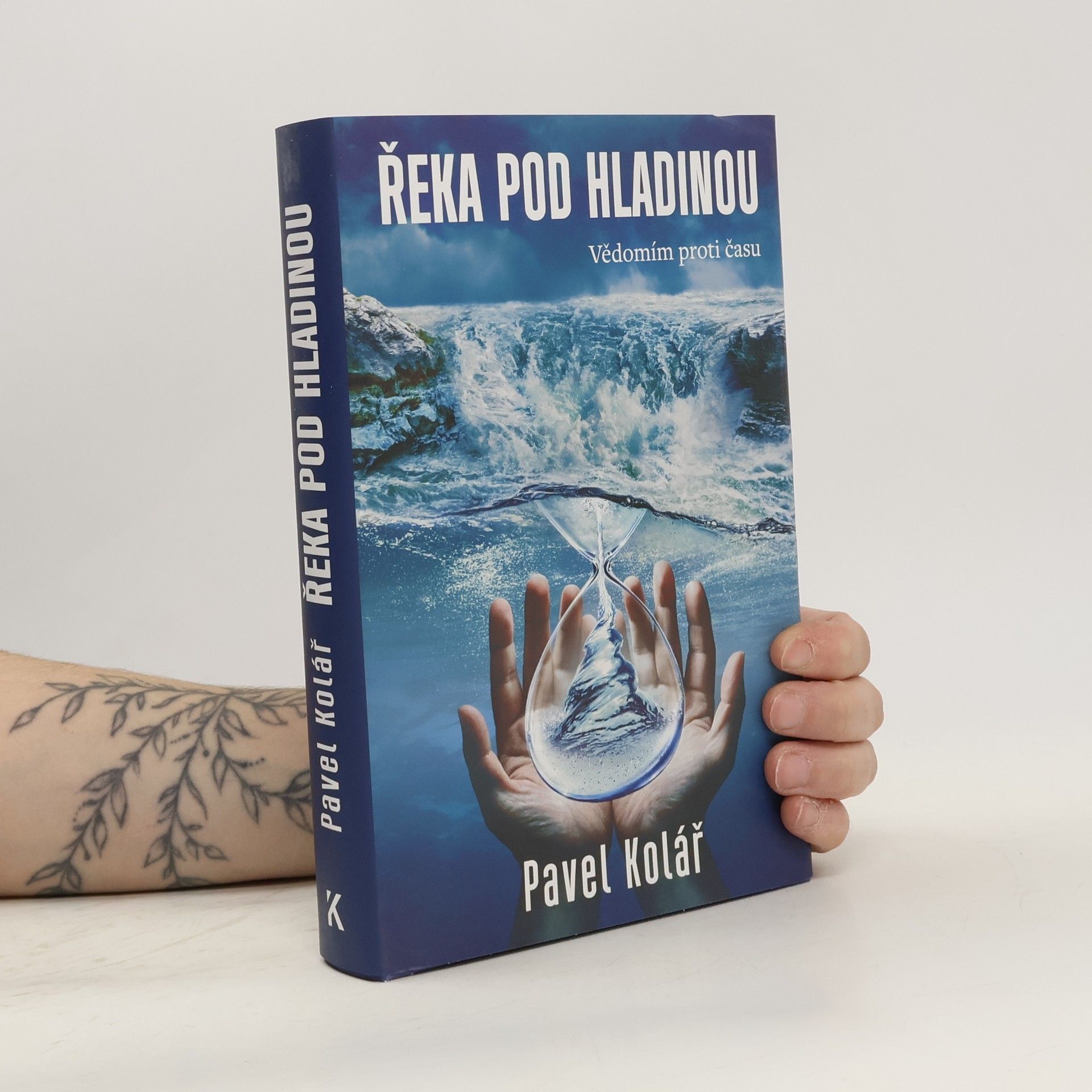 Pavel Kolář Řeka pod hladinou