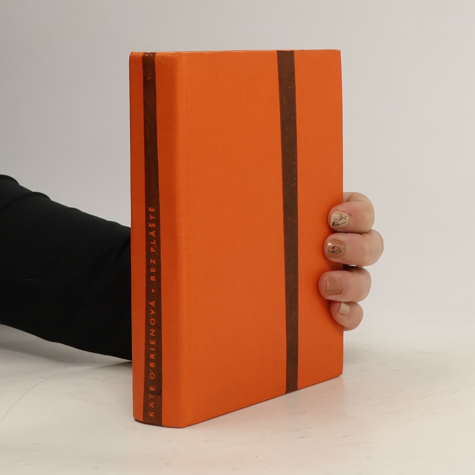 Kate O'Brien Bez pláště