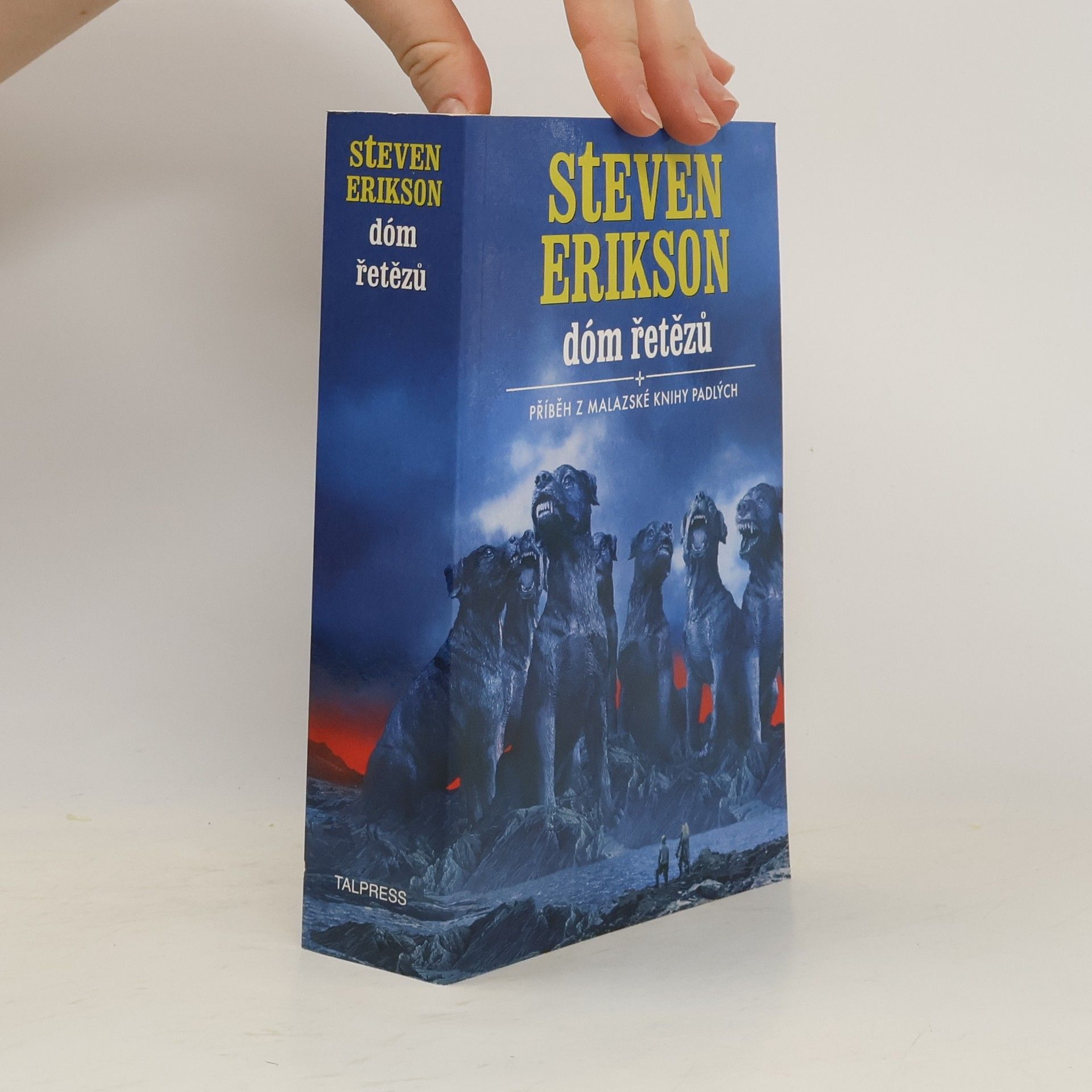 Steven Erikson Dóm řetězů
