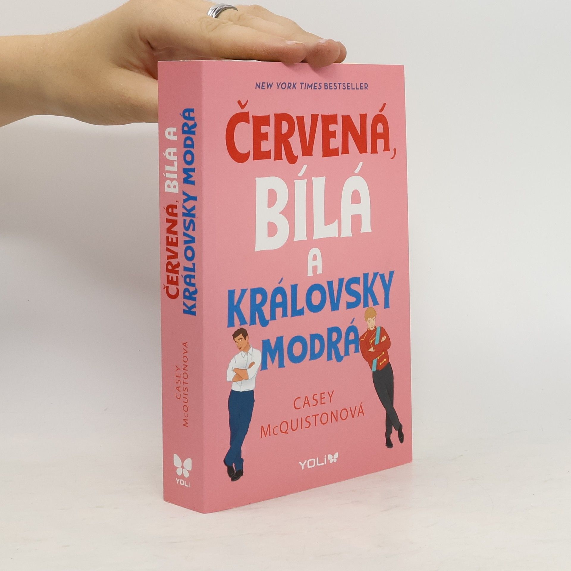 Casey McQuiston Červená, bílá a královsky modrá