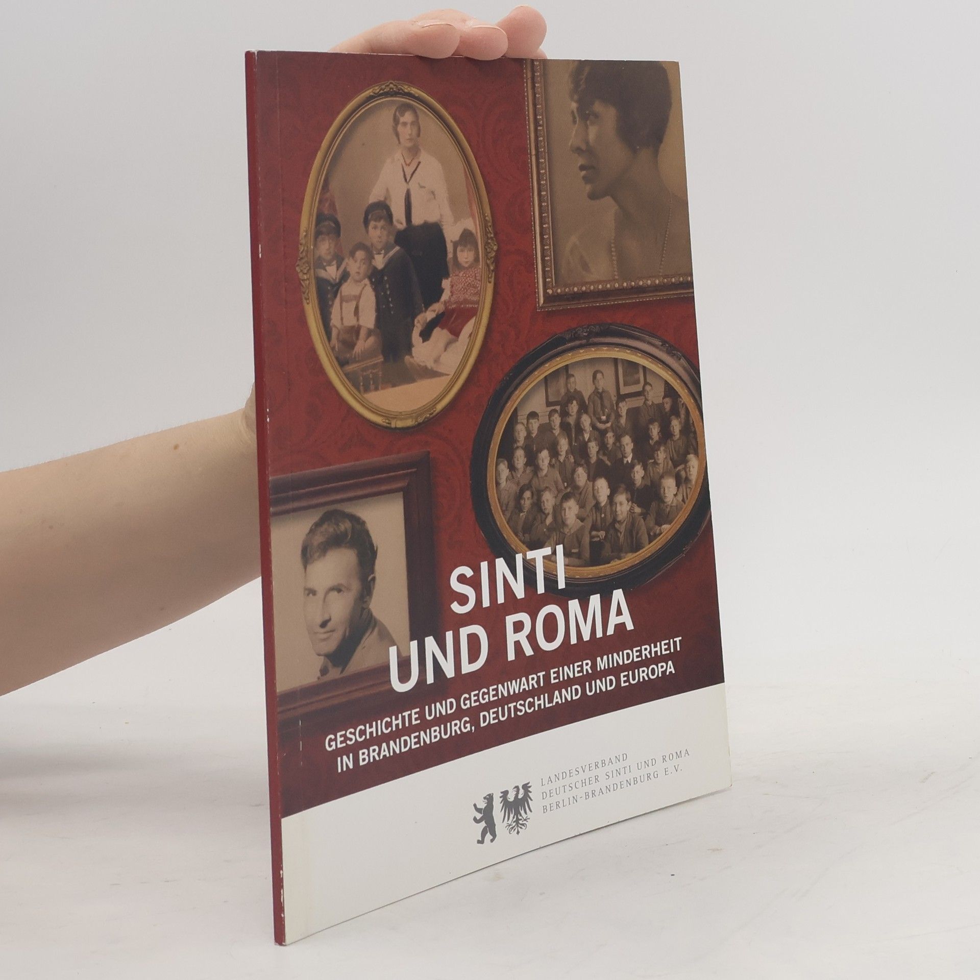 AA.VV. Sinti und Roma