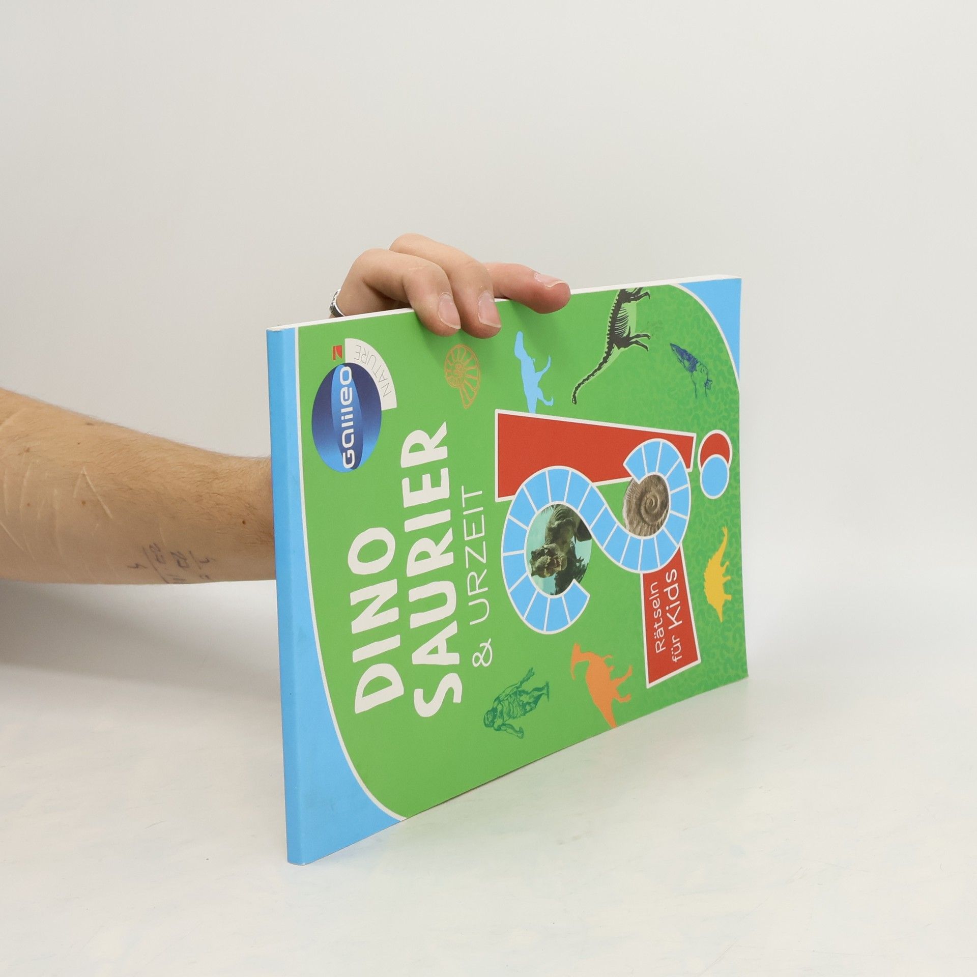 Various authors Dinosaurier