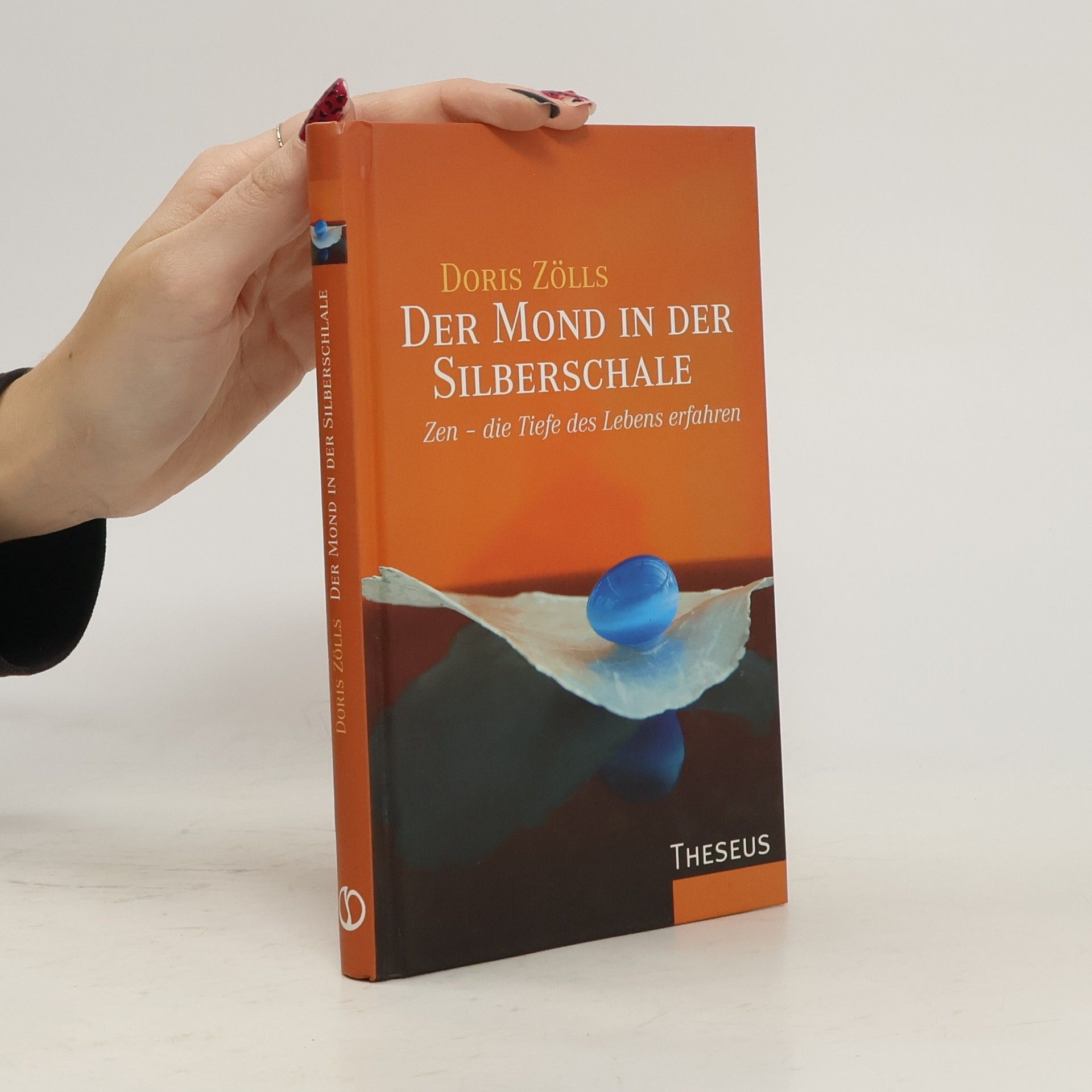 Doris Zölls Der Mond in der Silberschale