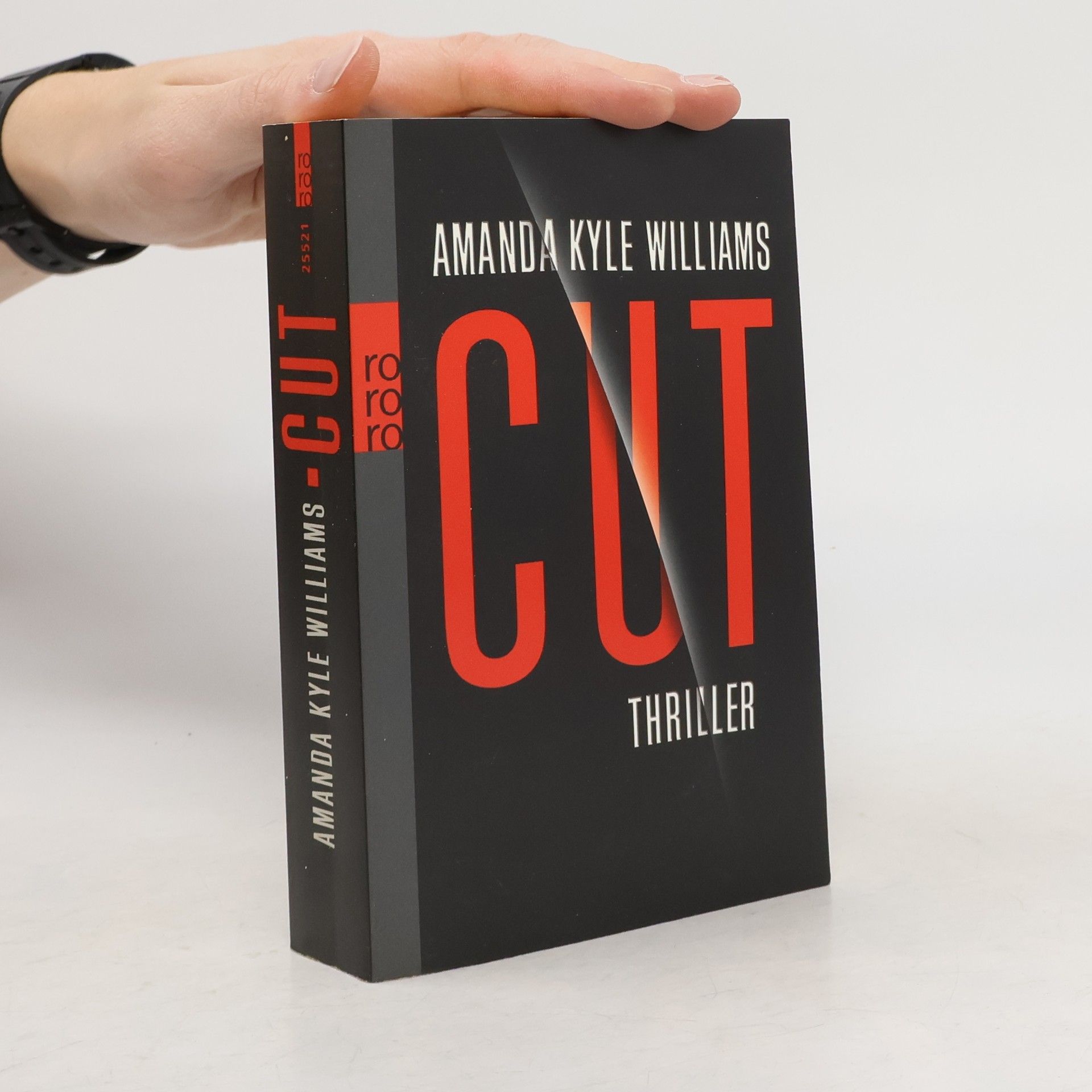 Amanda Kyle Williams Cut