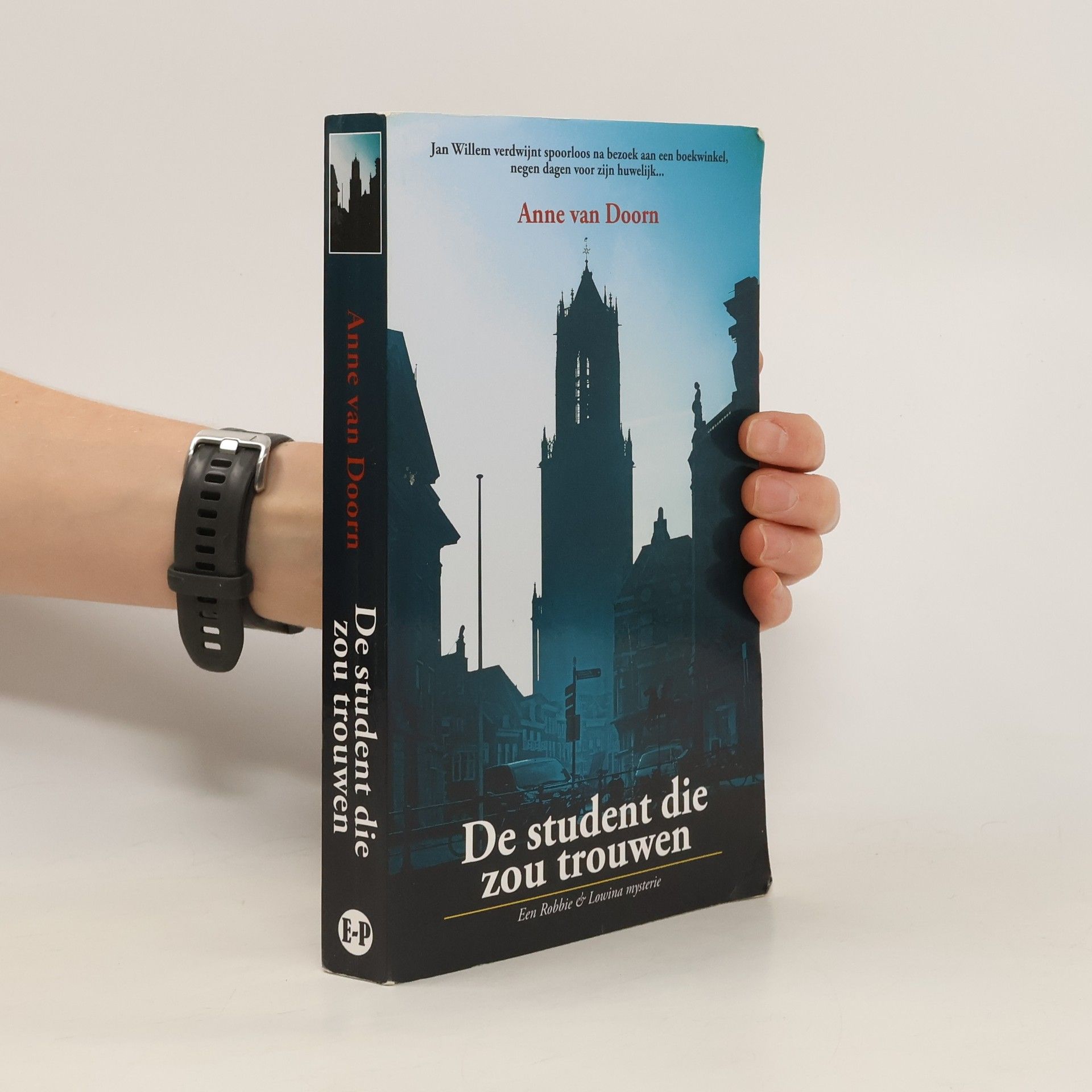 Anne van Doorn Robbie & Lowina mysterie: De student die zou trouwen