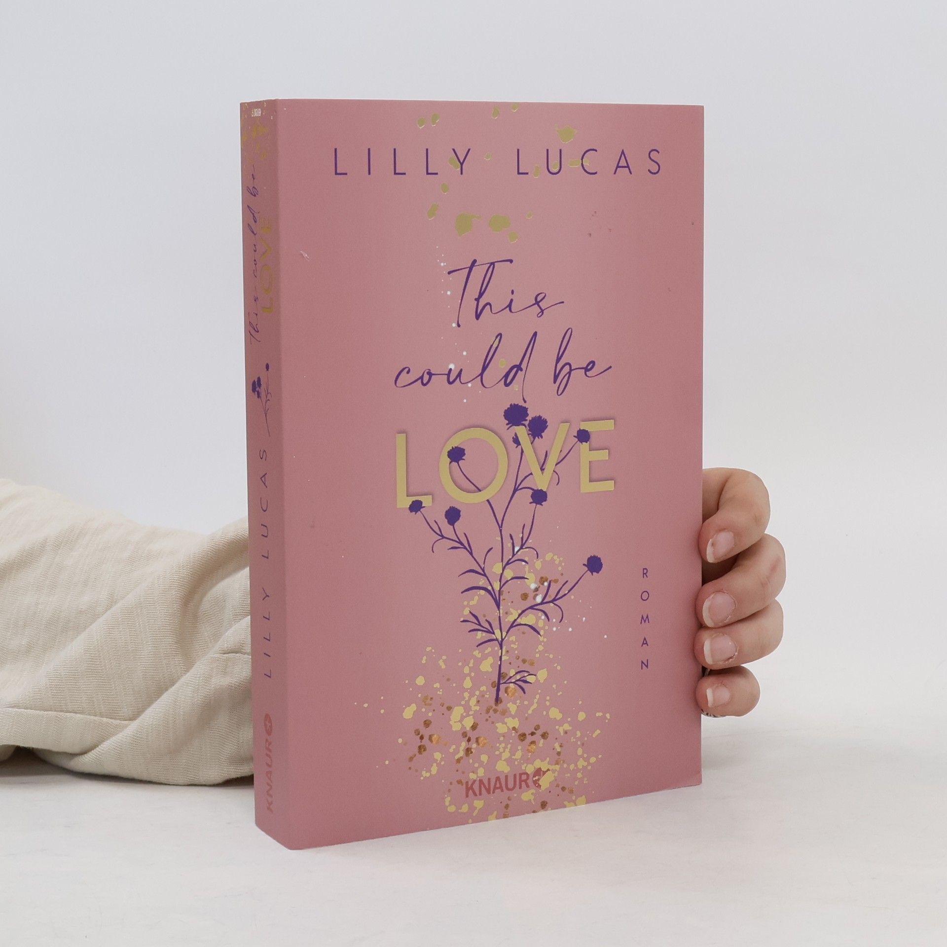 Lilly Lucas This could be love