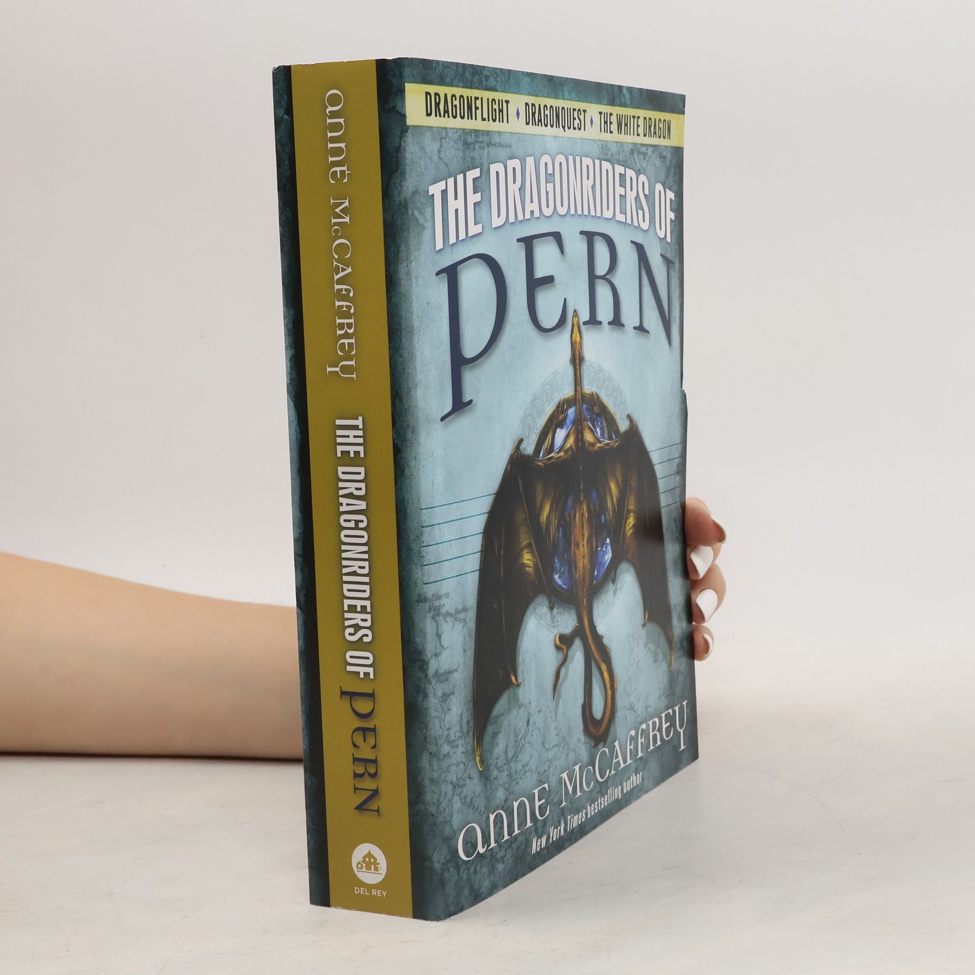 Anne Mac Caffrey The Dragonriders of Pern