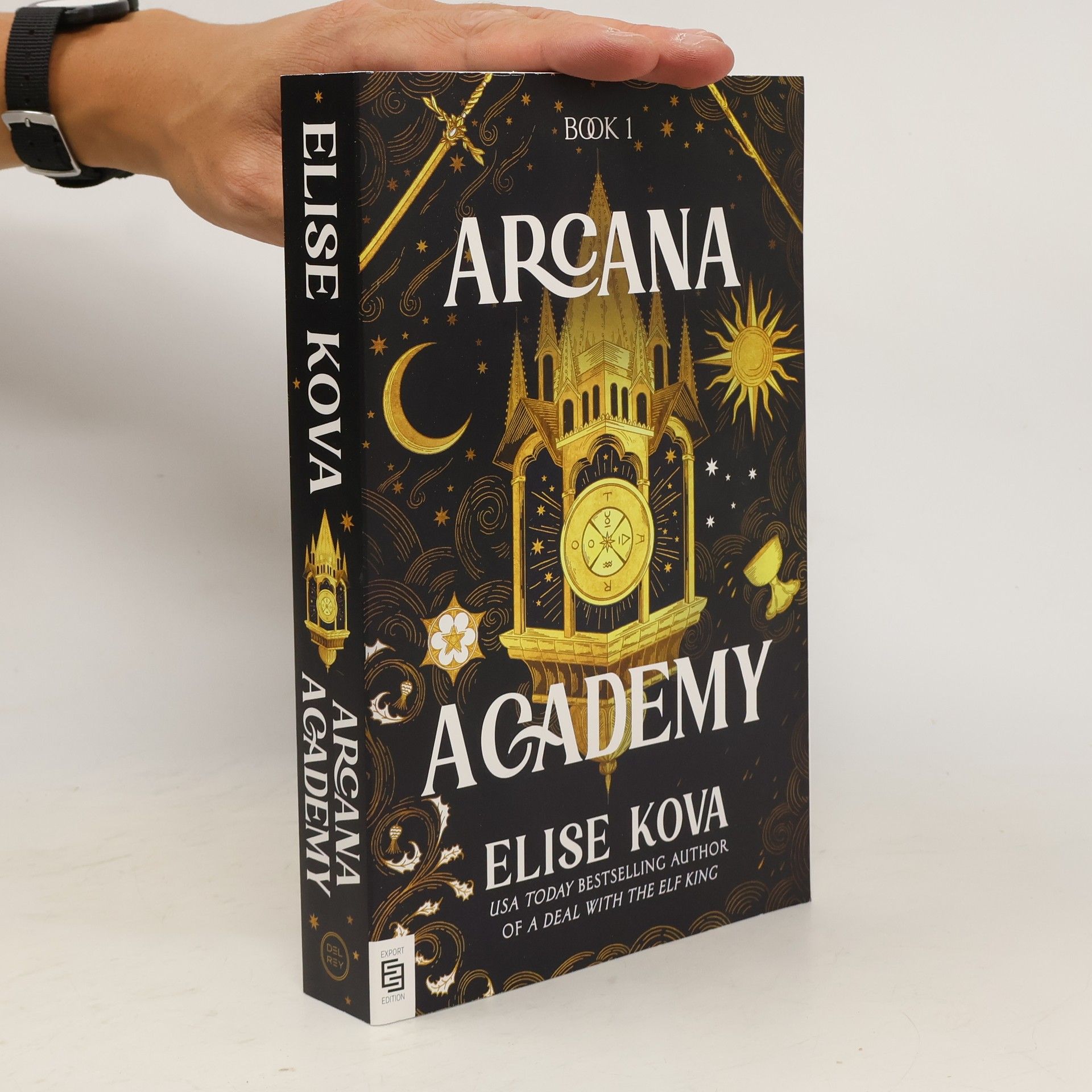 Elise Kova Arcana Academy. Book 1