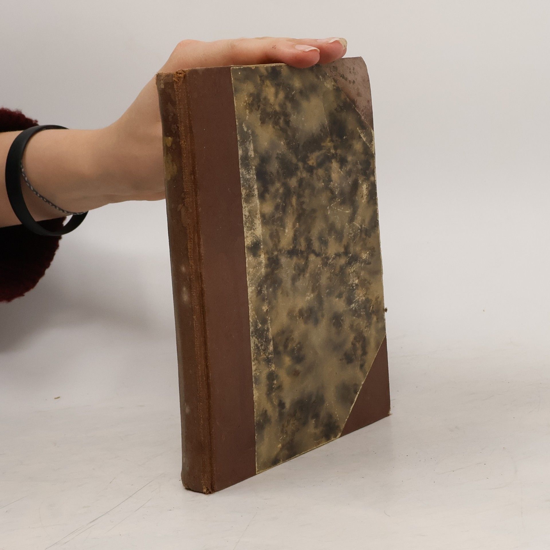 Lidija Aleksejevna Čarskaja Záhady lásky