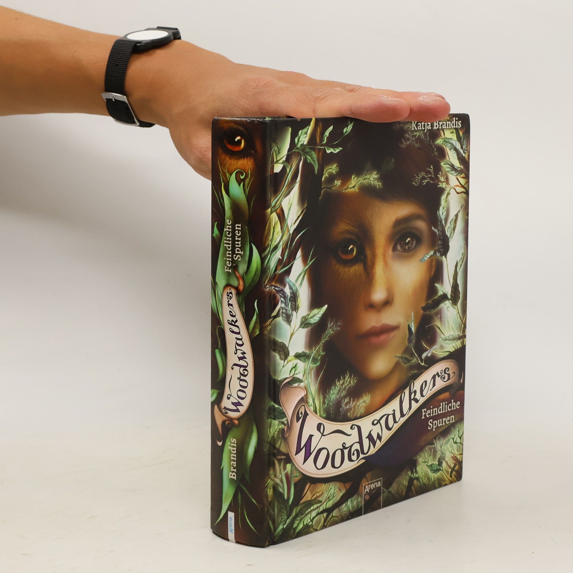 Katja Brandis Woodwalkers - feindliche Spuren