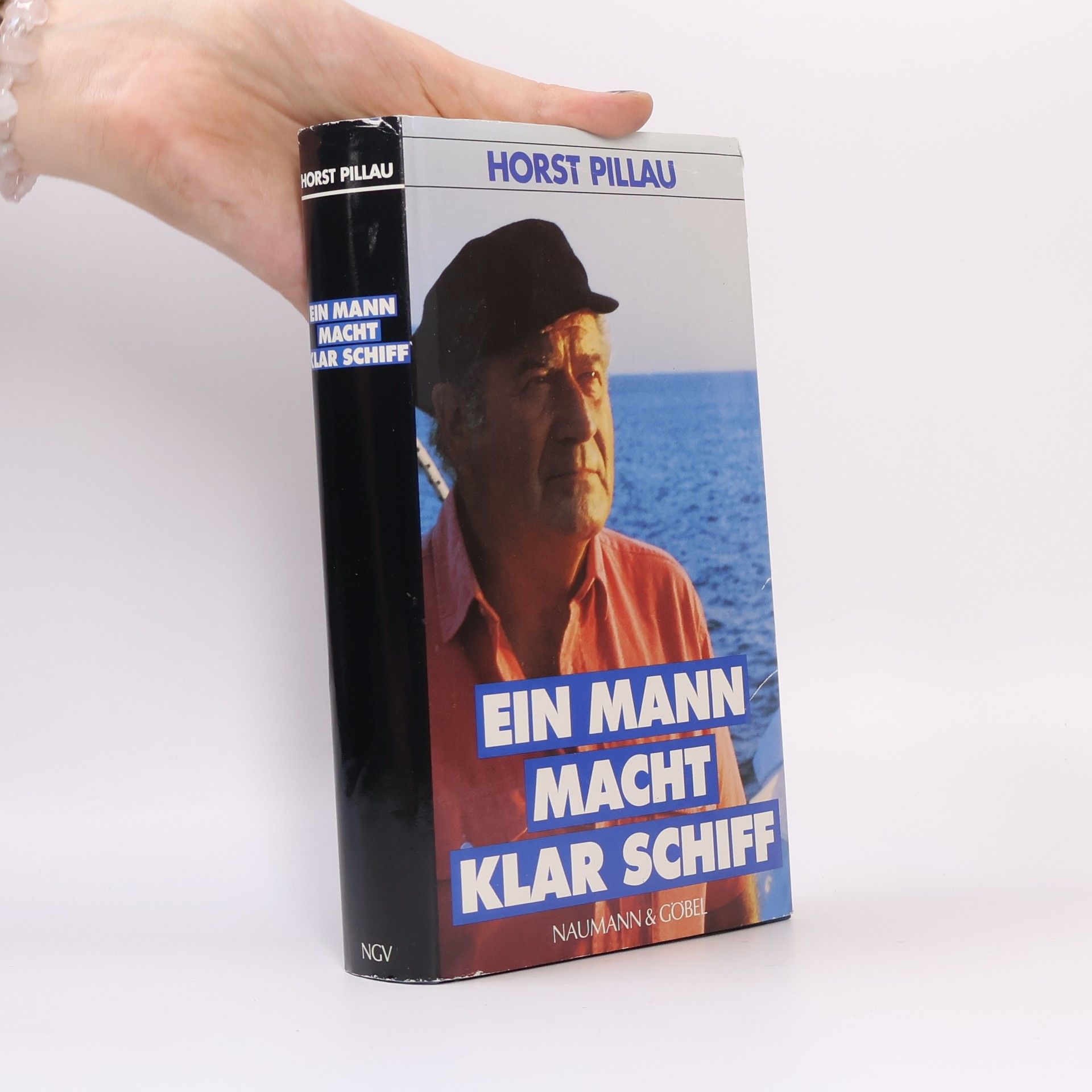 Ein Mann macht klar Schiff