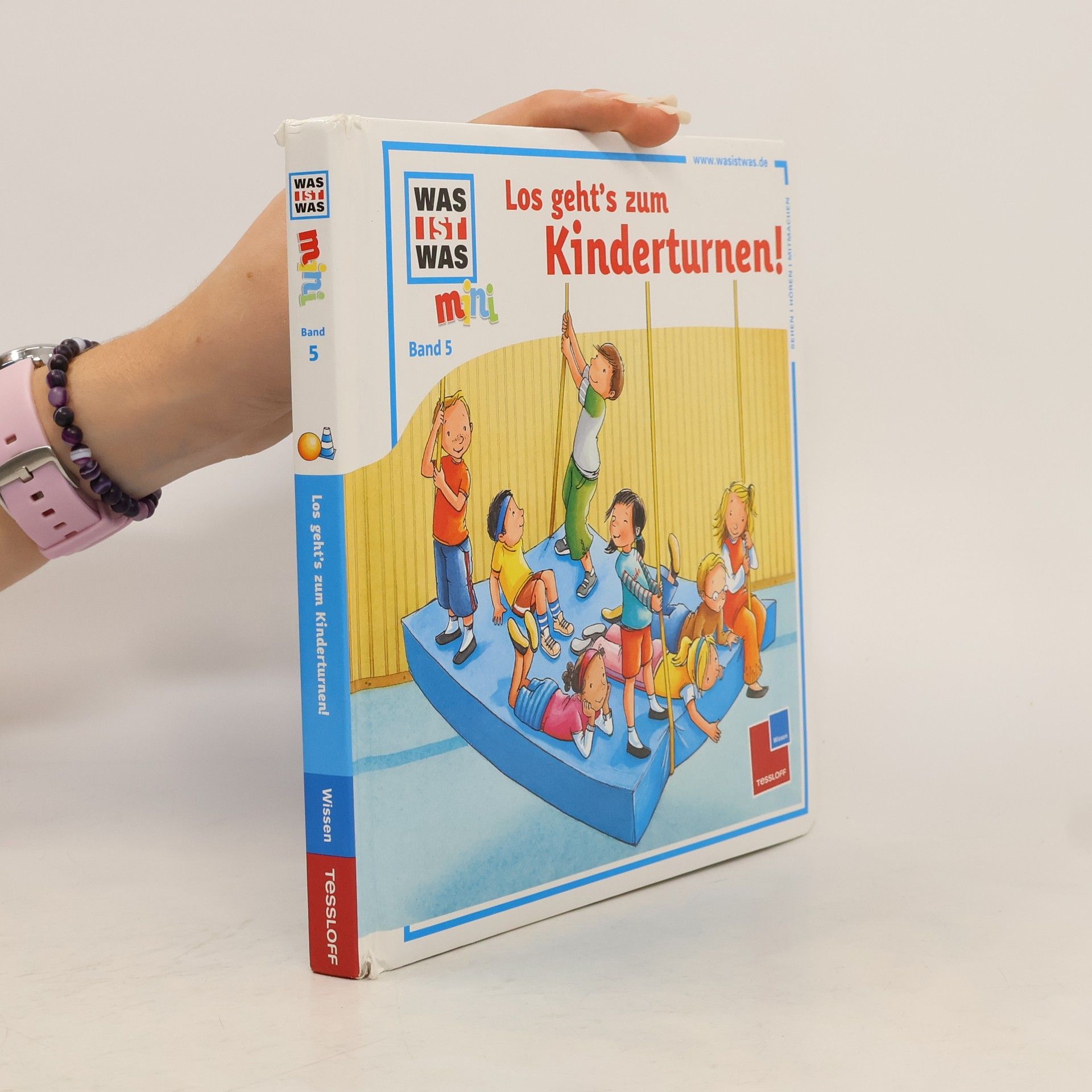 Los geht's zum Kinderturnen!