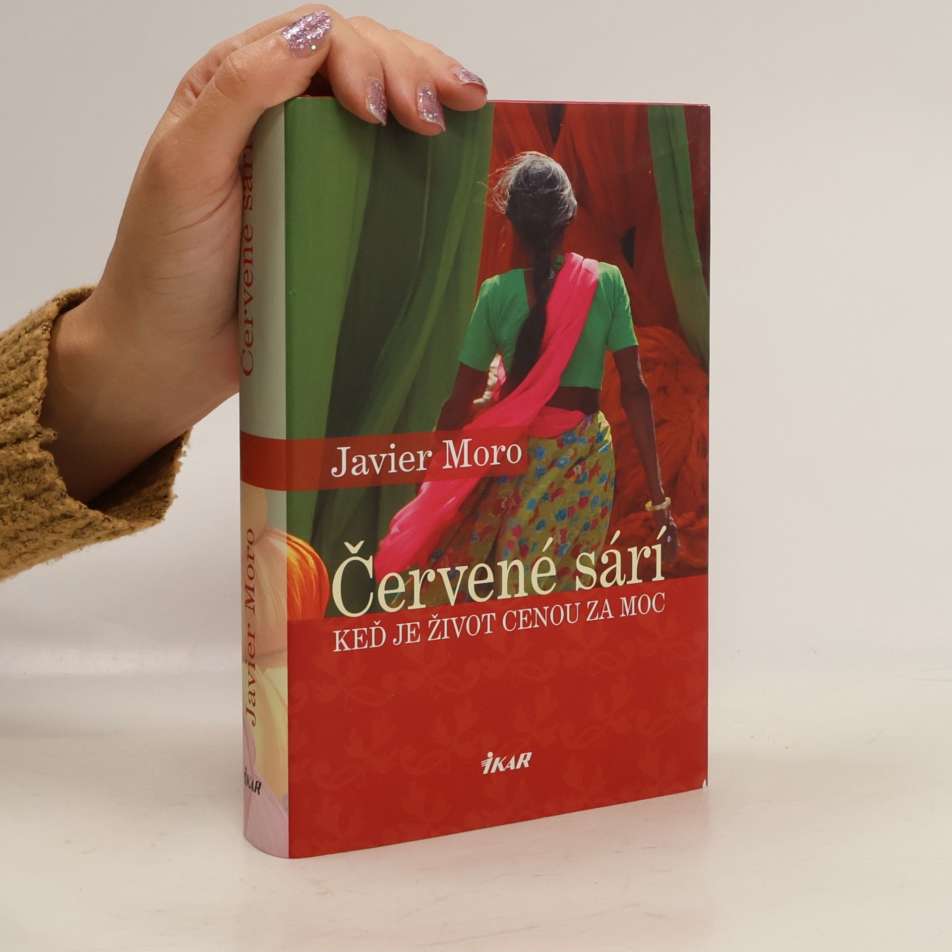 Javier Moro Červené sárí