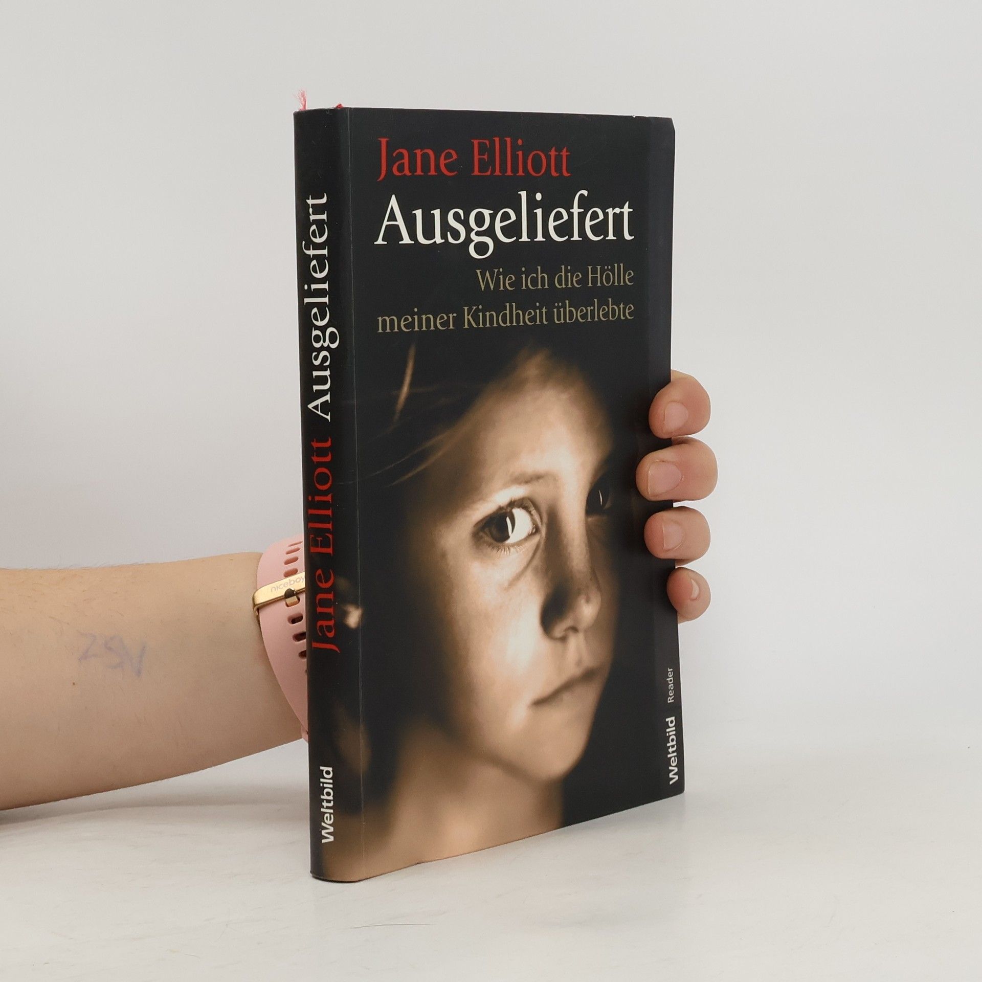 Jane Elliott Ausgeliefert