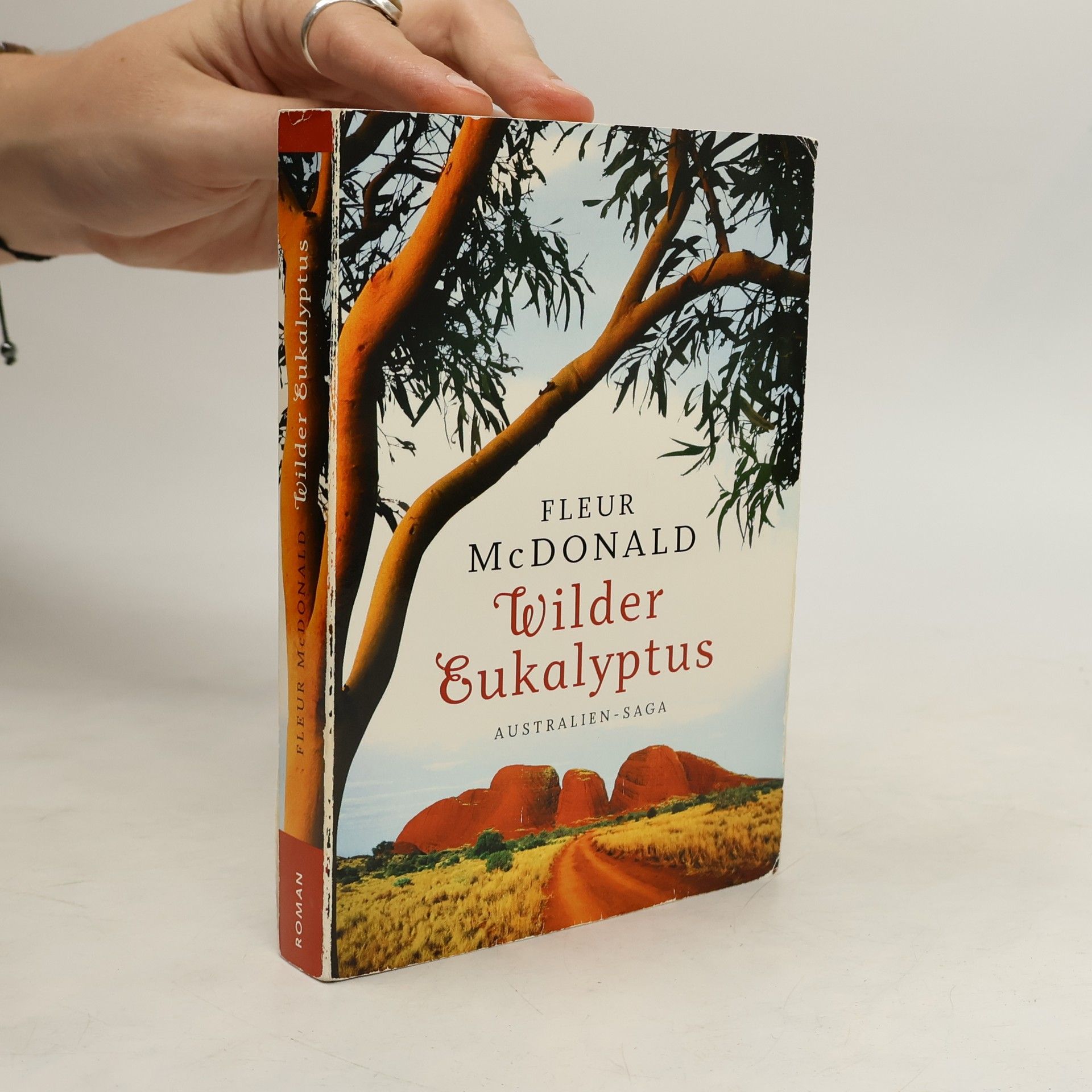 Fleur McDonald Wilder Eukalyptus