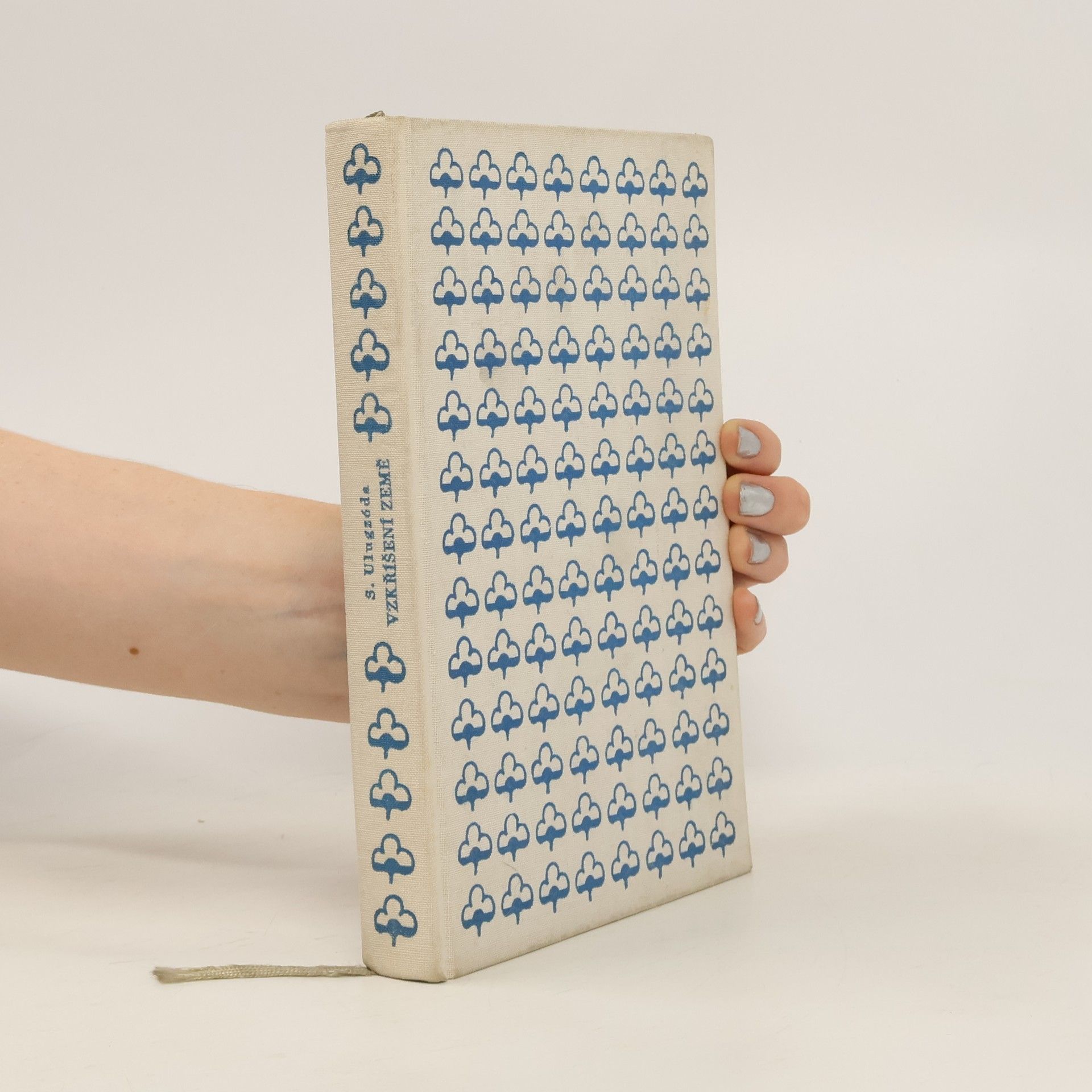 S. Ulugzóda  Vzkříšení země