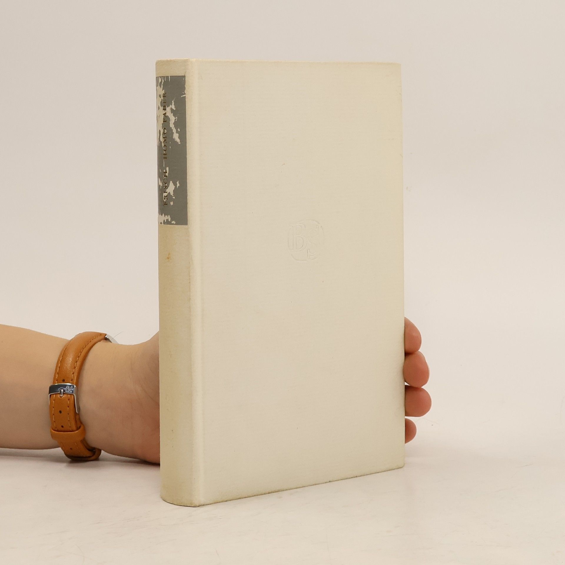 Autores varios Erste Station
