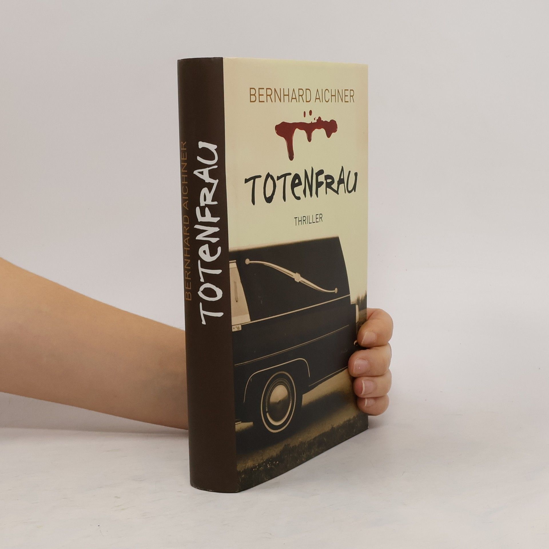 Bernhard Aichner Totenfrau