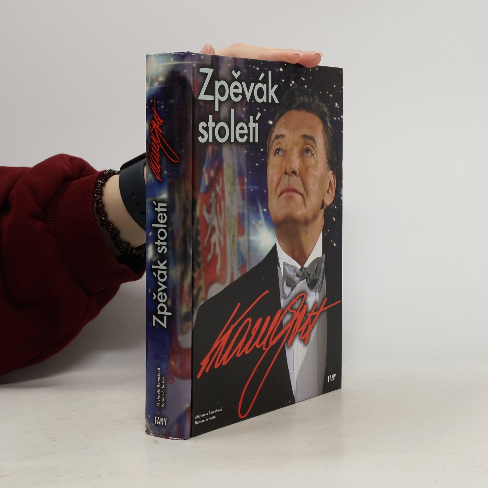 Michaela Remešová Zpěvák století : Karel Gott