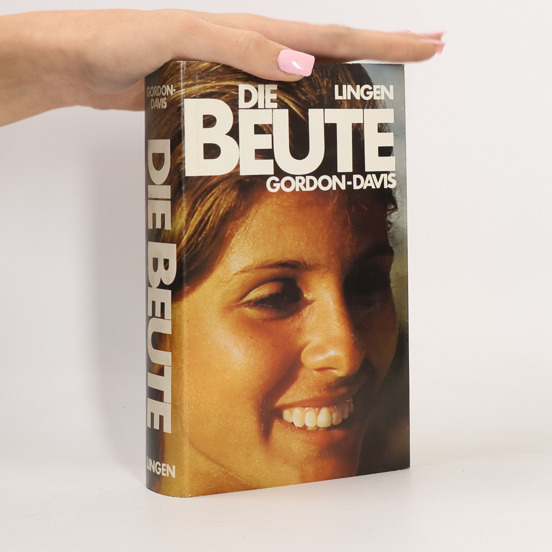 John Cordon Davis Die Beute