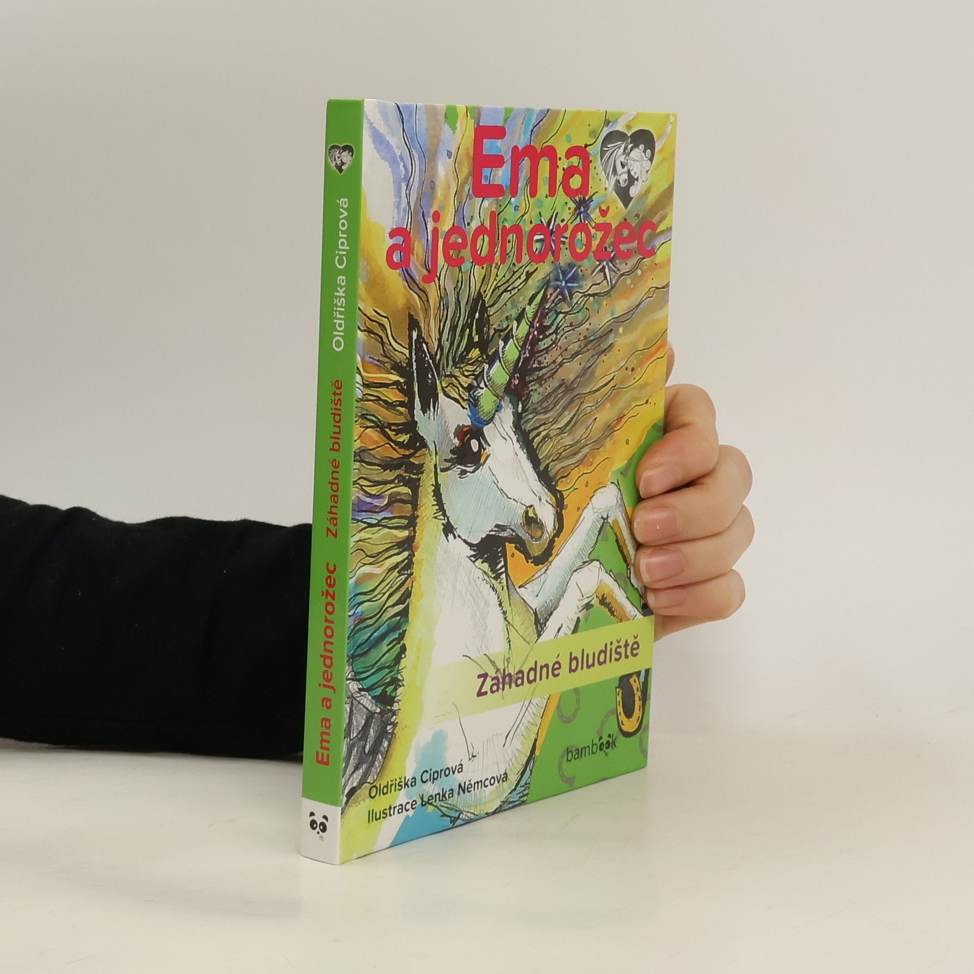 Oldřiška Lišková Ema a jednorožec. Záhadné bludiště