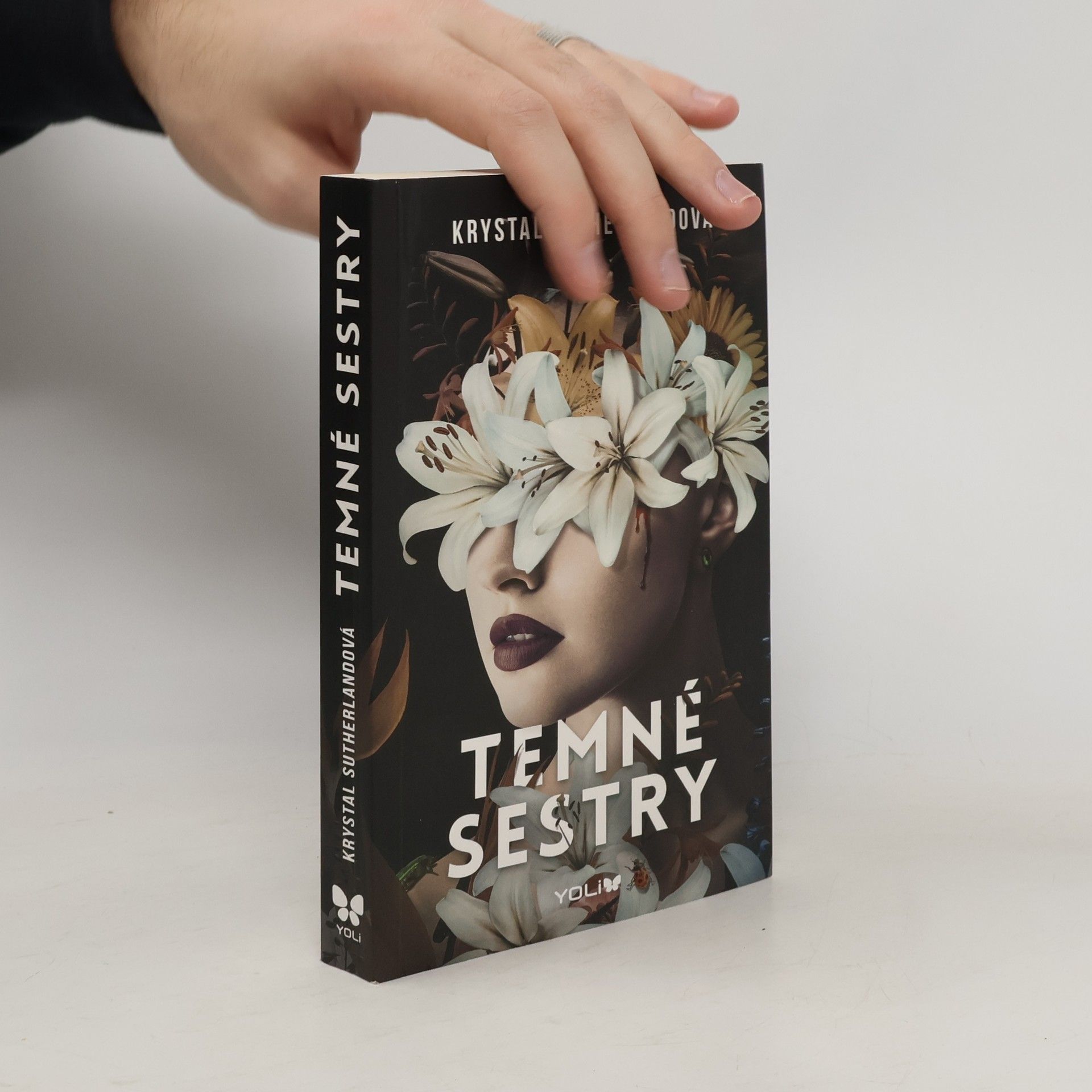 Krystal Sutherland Temné sestry