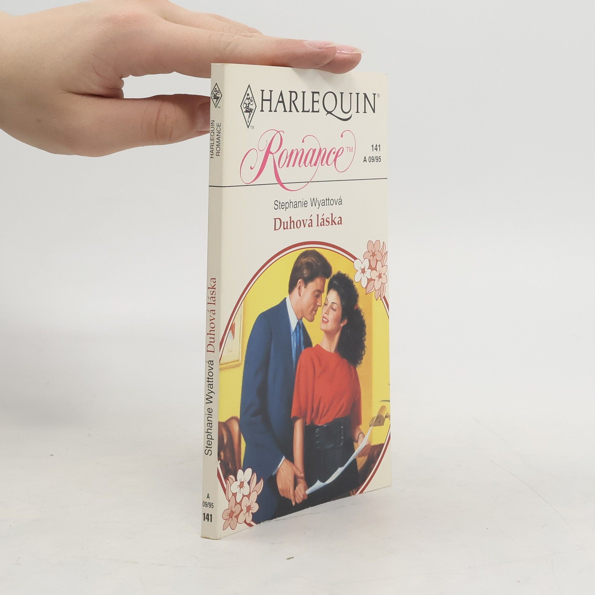 Stephanie Wyatt Duhová láska