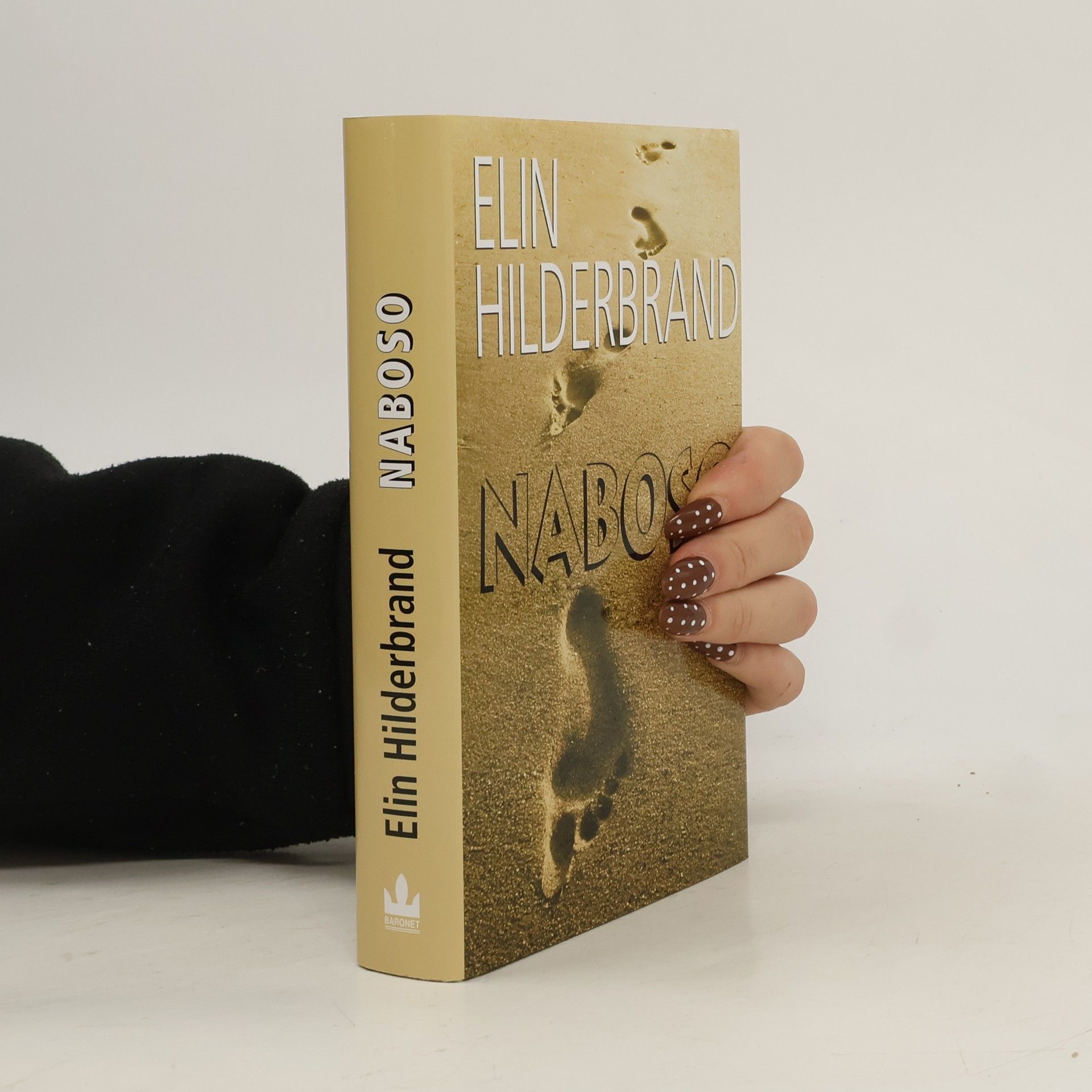 Elin Hilderbrand Naboso