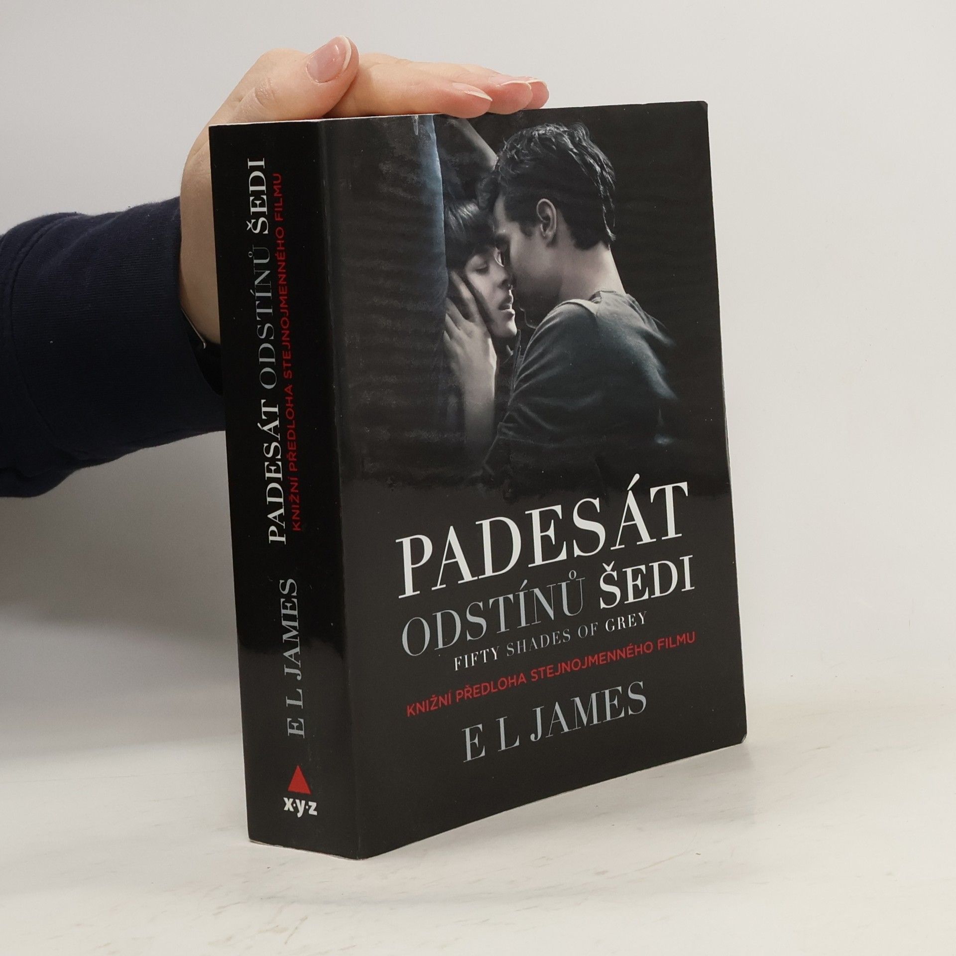 E L James Padesát odstínů šedi