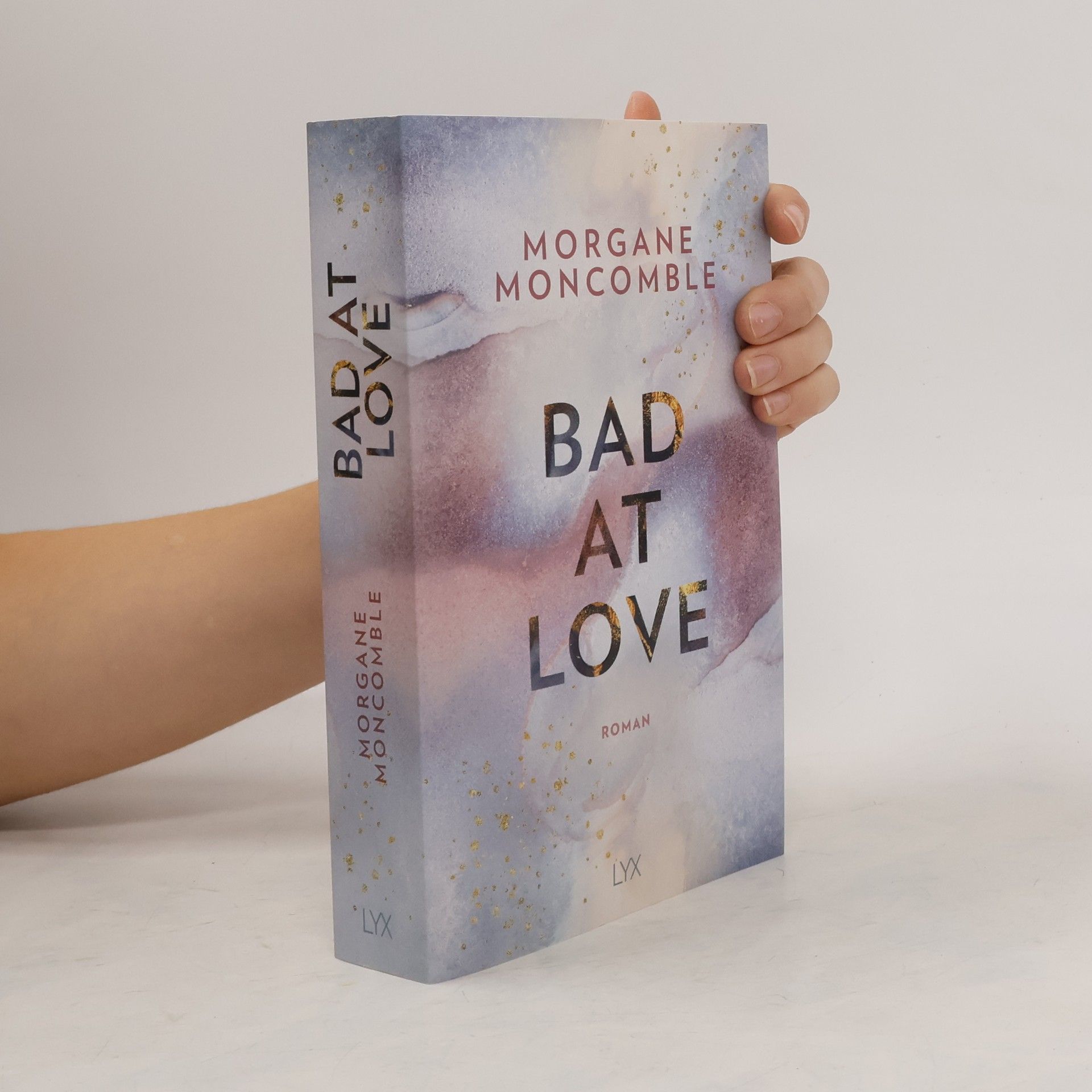 Morgane Moncomble Bad at love