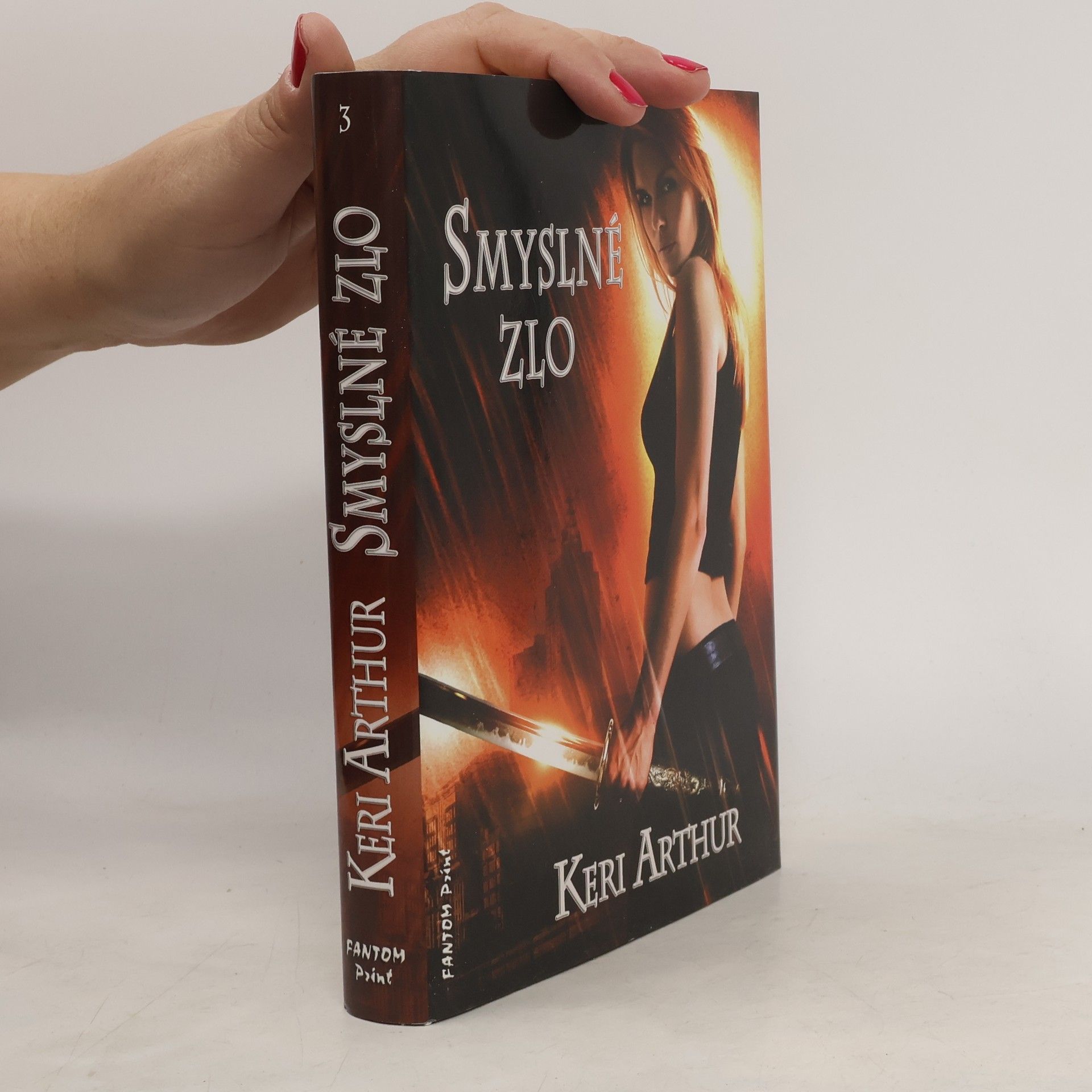 Keri Arthur Smyslné zlo