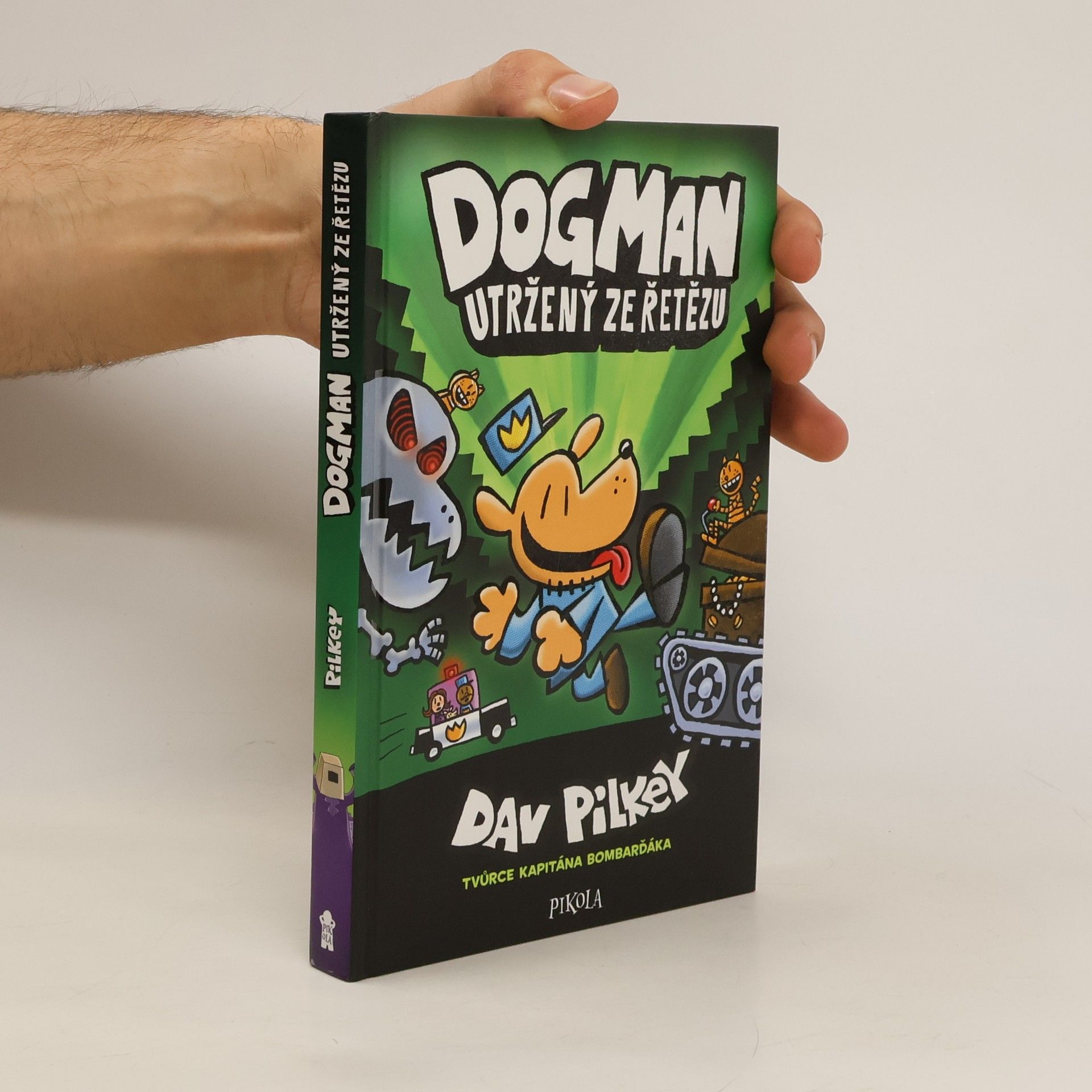 Dav Pilkey Dogman utržený ze řetězu
