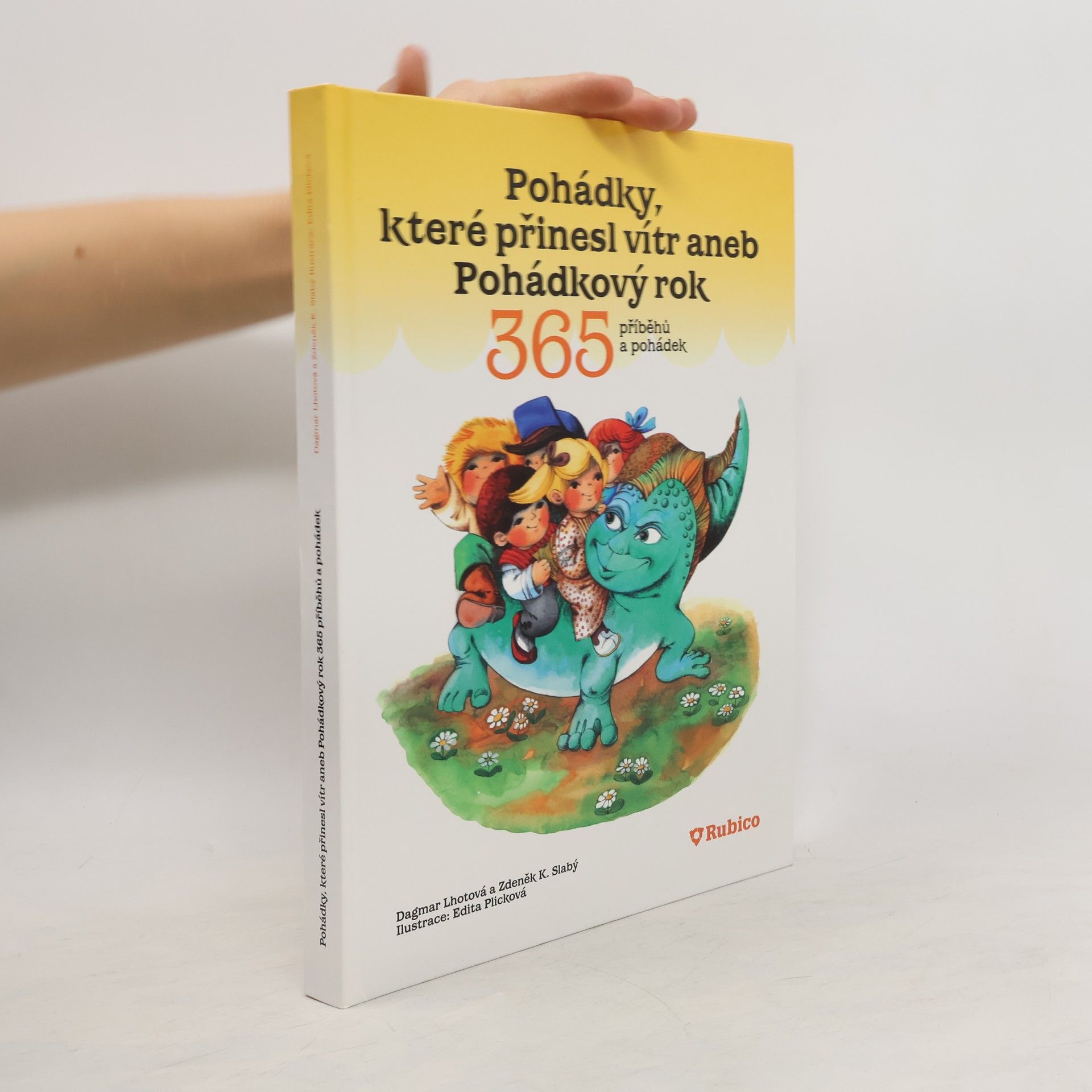 Dagmar Lhotová Pohádky, které přinesl vítr aneb Pohádkový rok