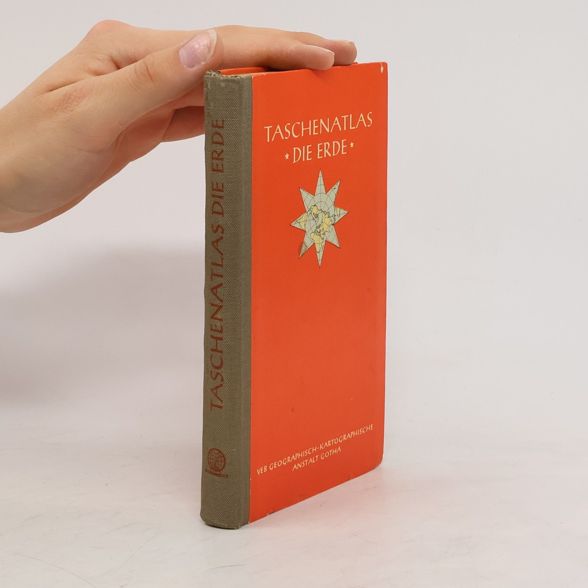 Collectif d'auteurs Die Erde Taschenatlas