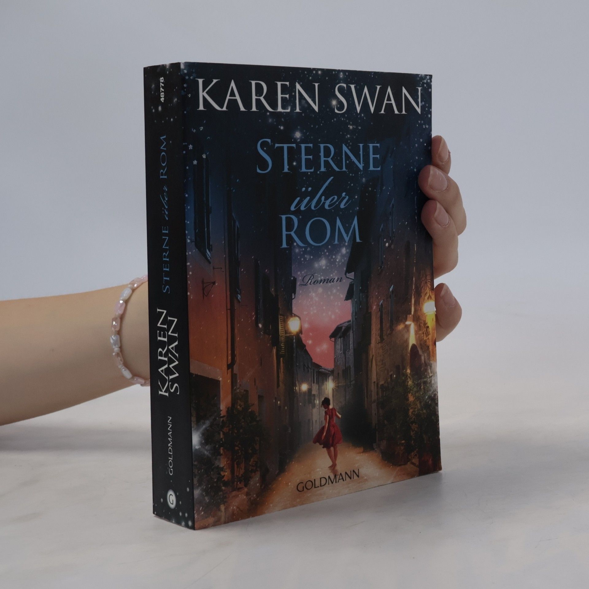 Karen Swan Sterne über Rom