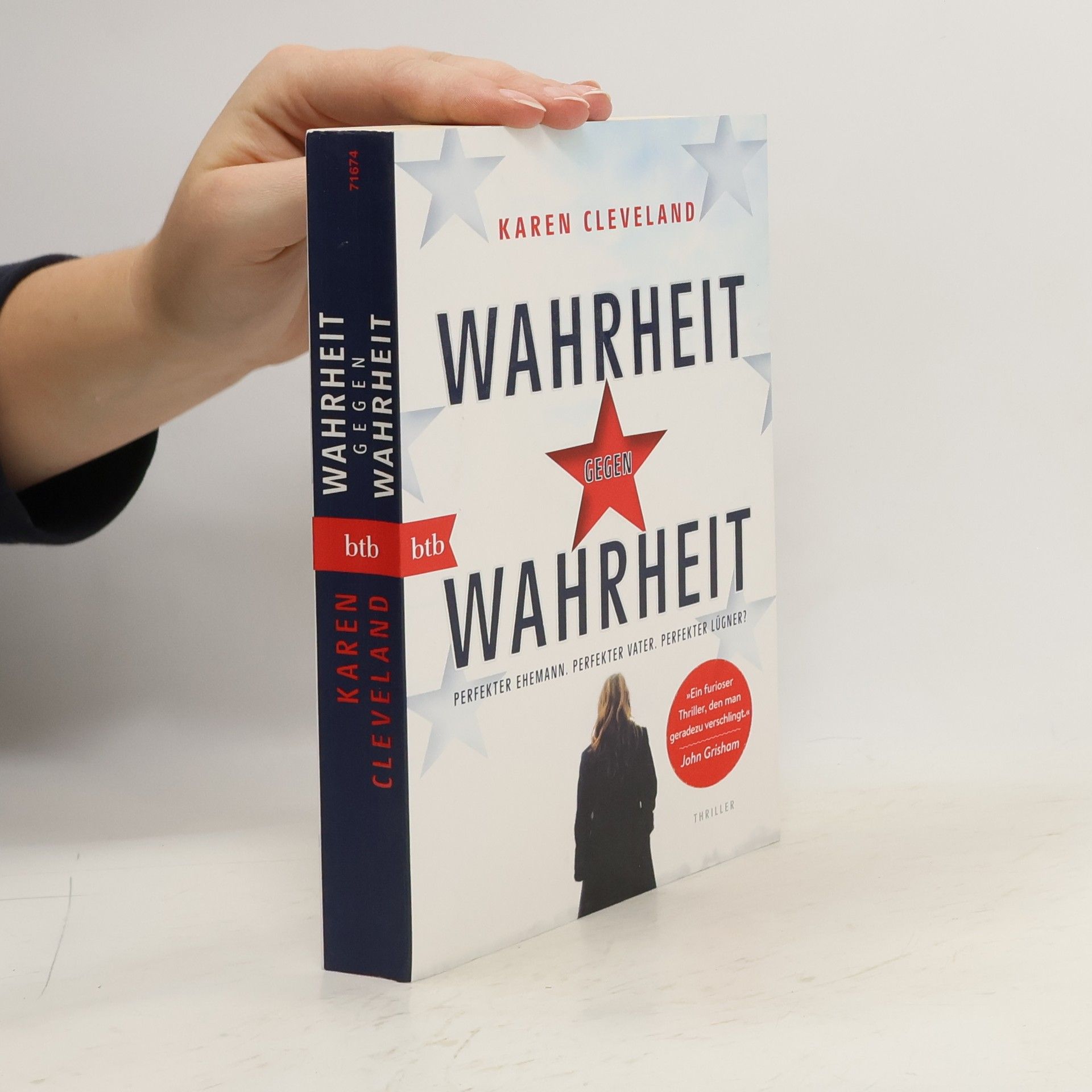 Karen Cleveland Wahrheit gegen Wahrheit