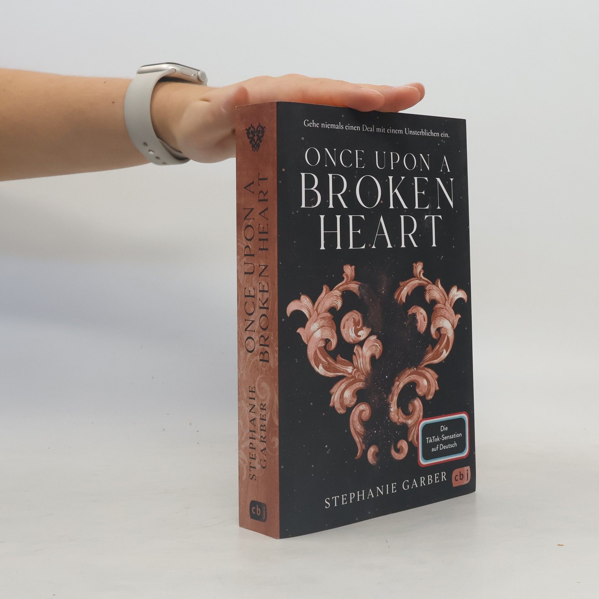 Stephanie Garber Once Upon a Broken Heart