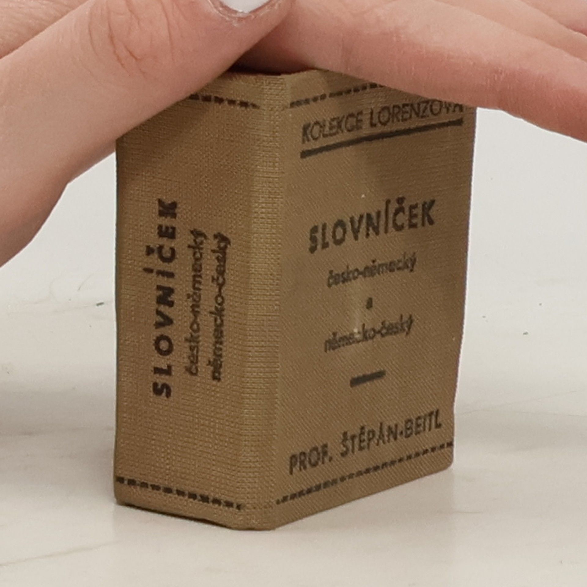 Štěpán Beitl Kolibří slovníček česko-německý a německo-český