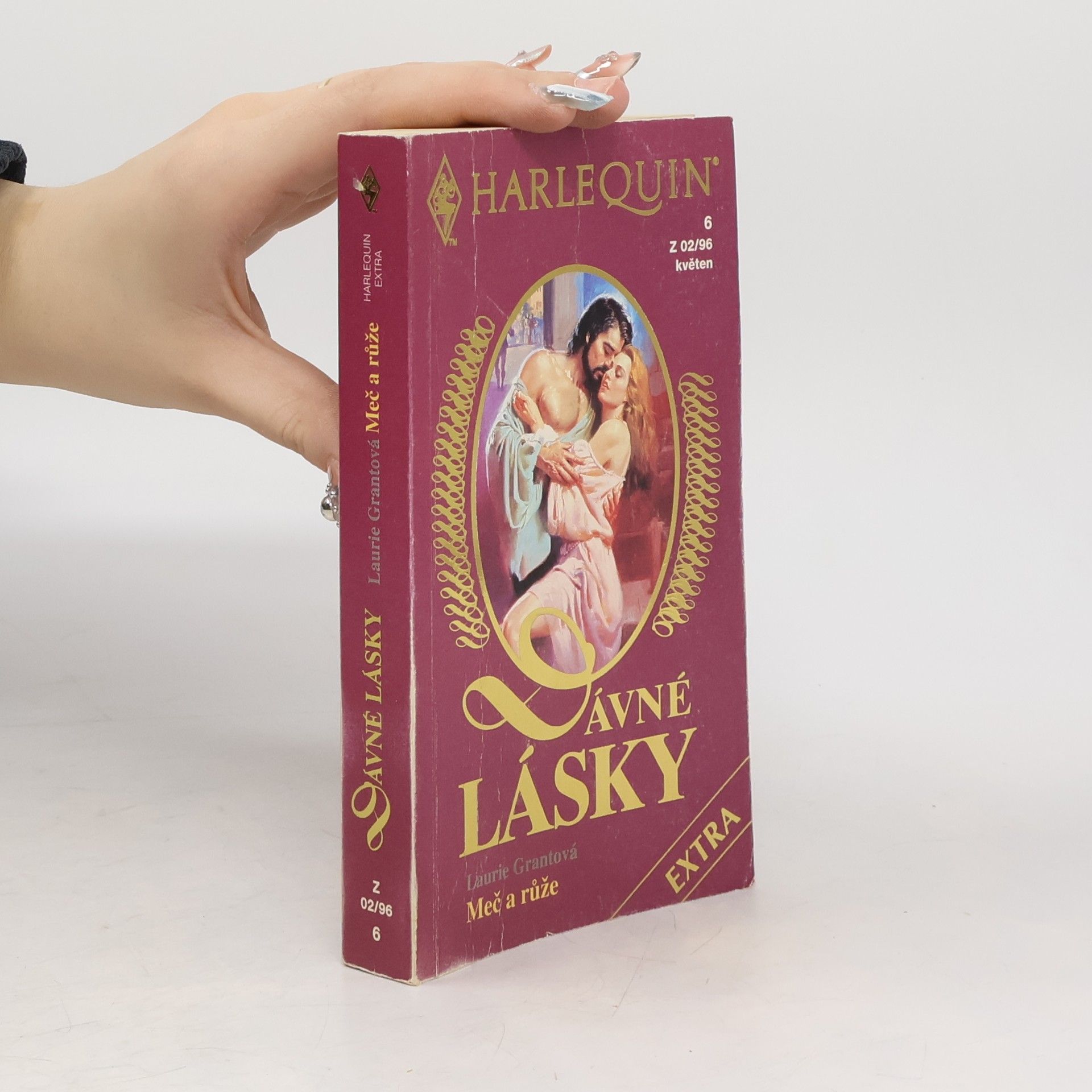 Laurie Grant Meč a růže