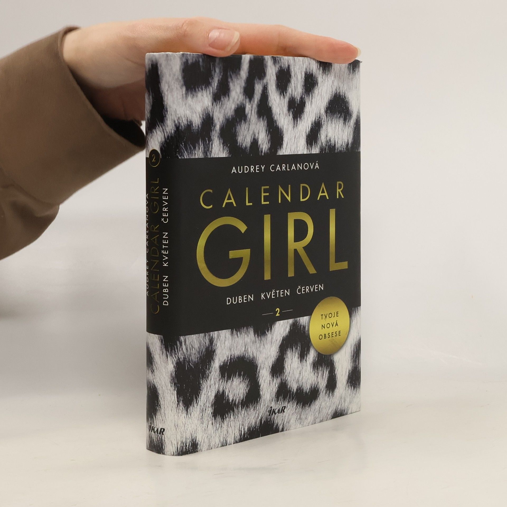 Calendar girl. 2, Duben, květen, červen