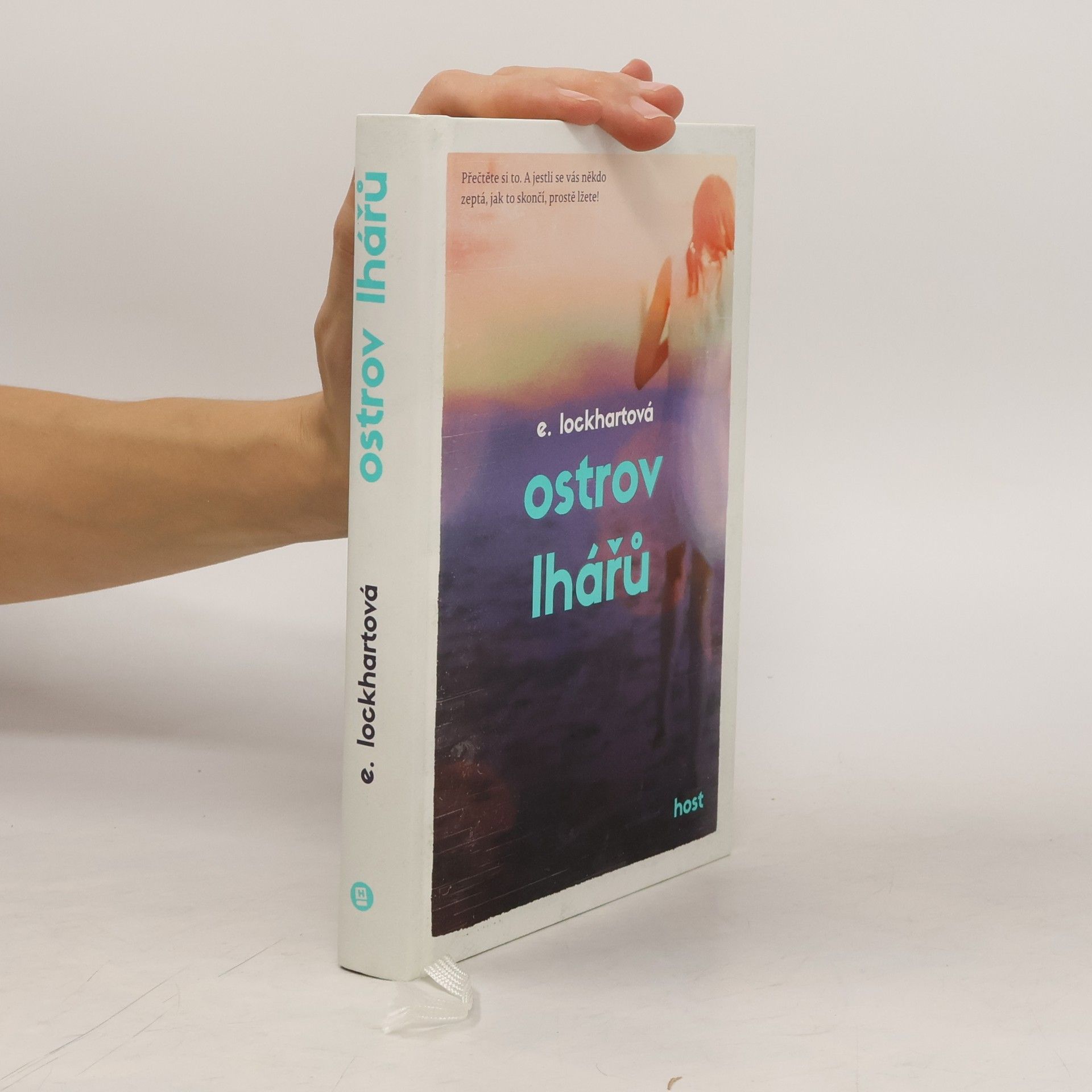 E. Lockhart Ostrov lhářů