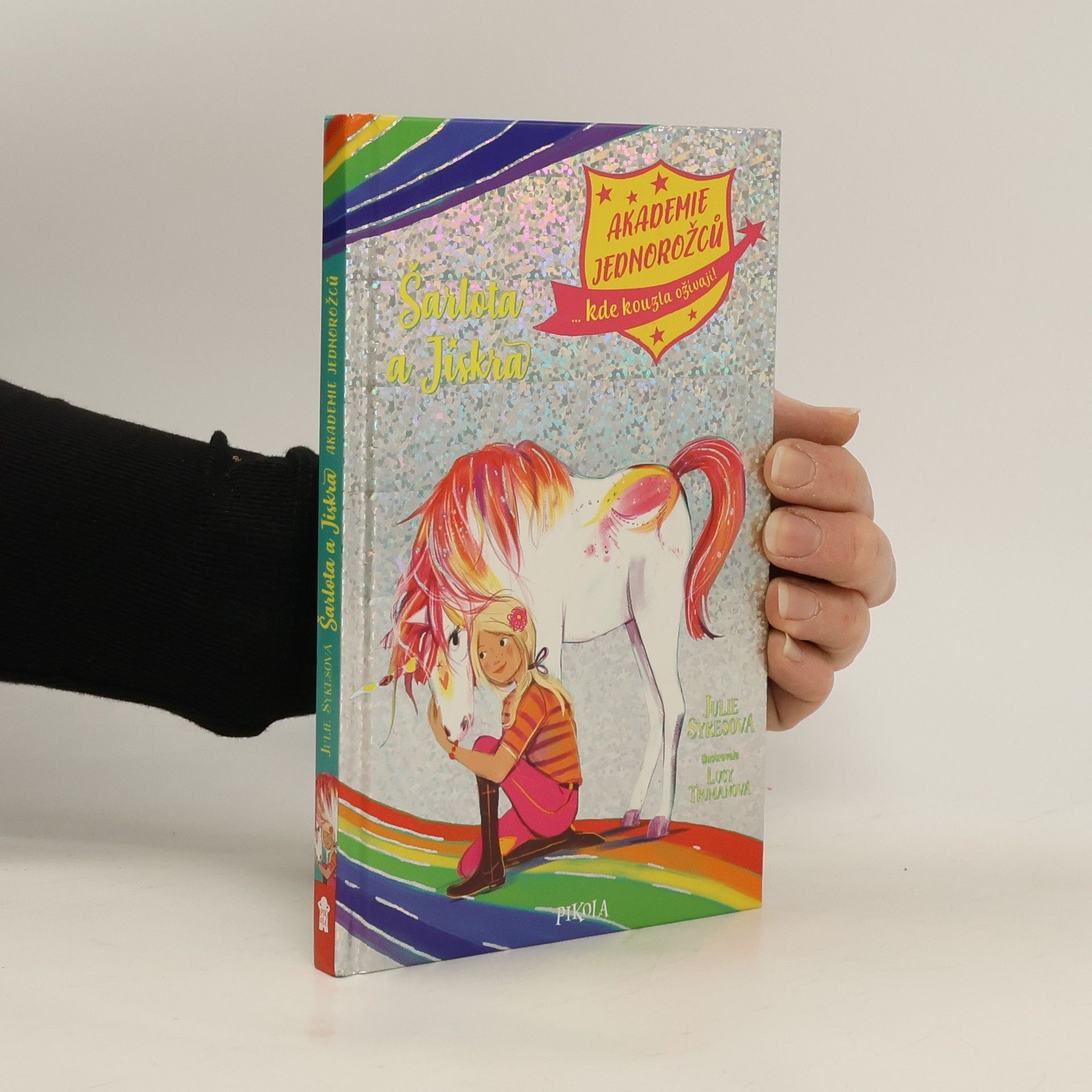 Akademie jednorožců. Šarlota a Jiskra