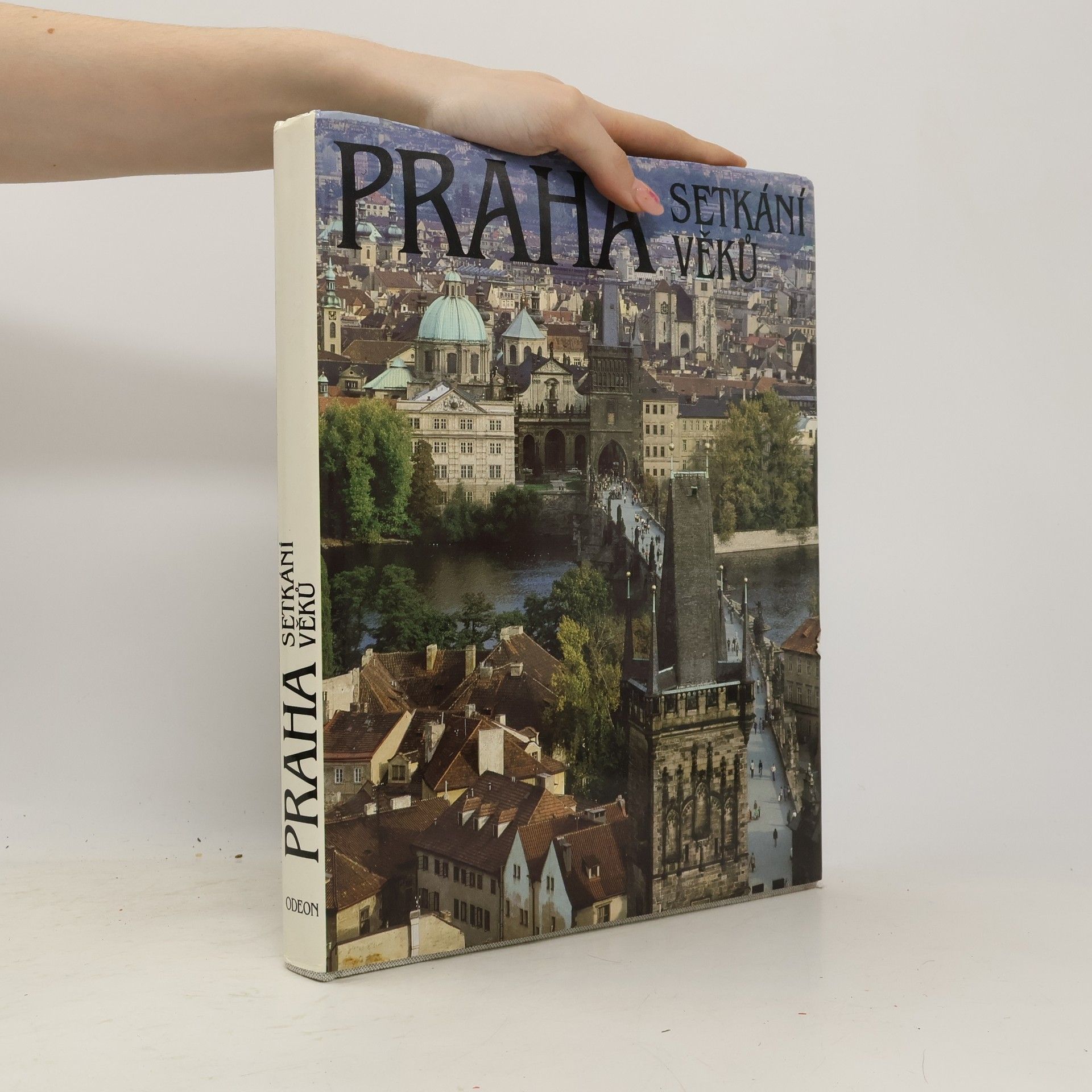 Karel Neubert Praha. Setkání věků