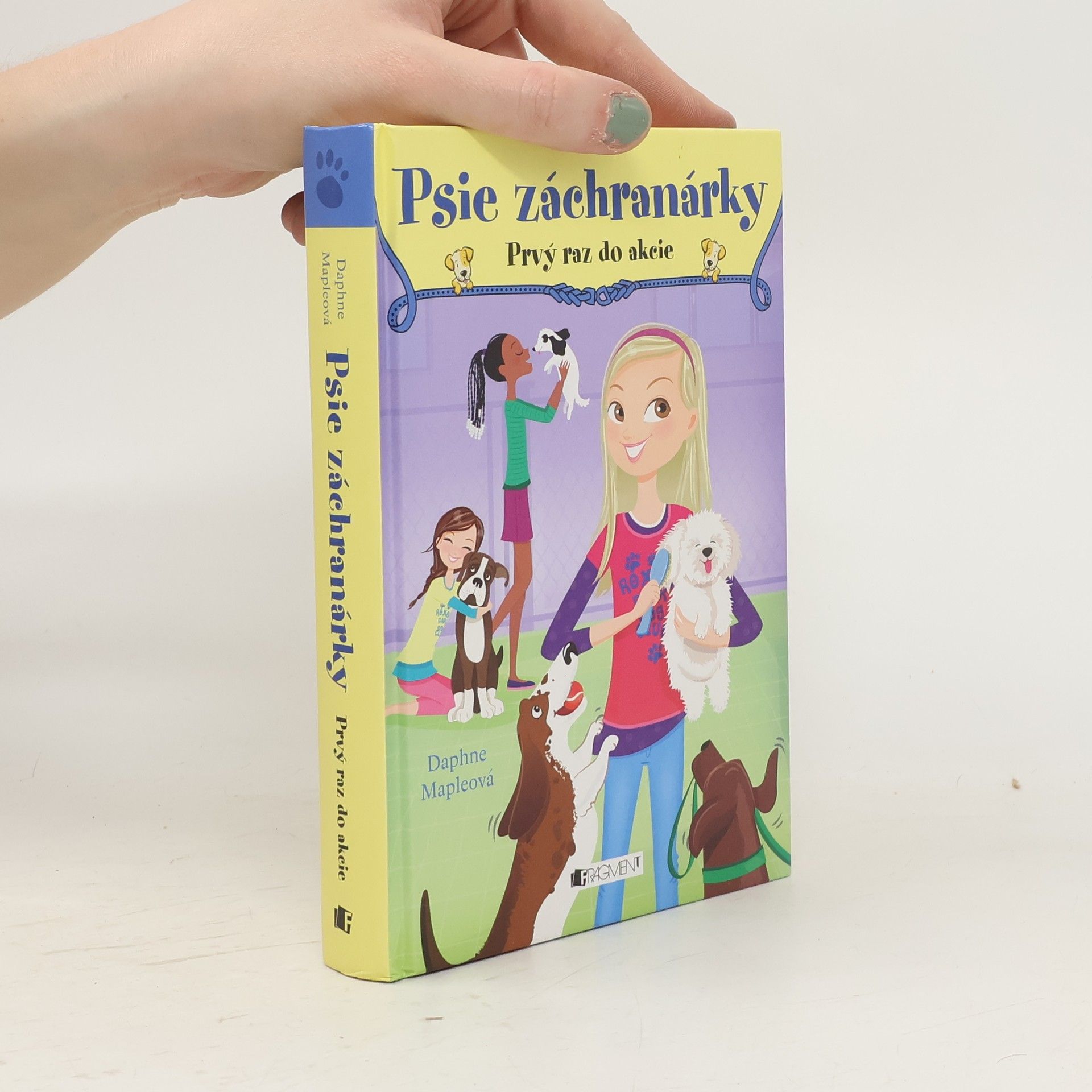 Daphne Maple Prvý raz do akcie