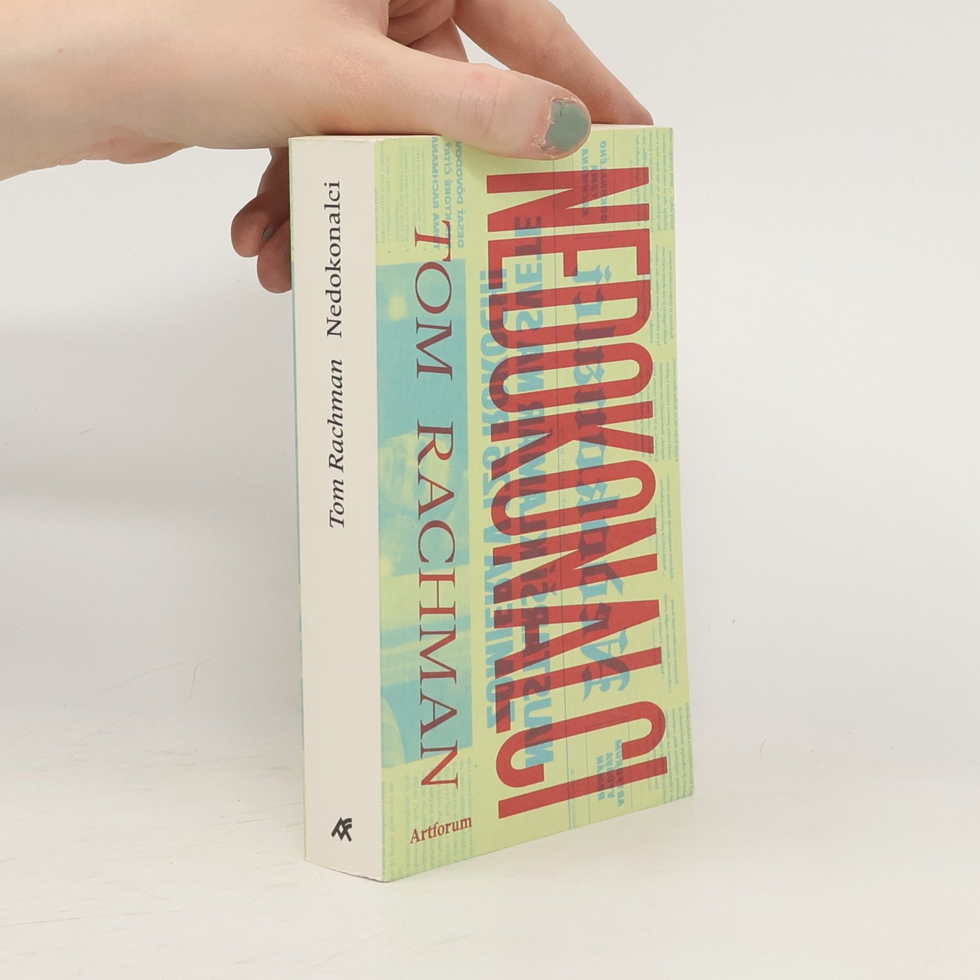 Tom Rachman Nedokonalci