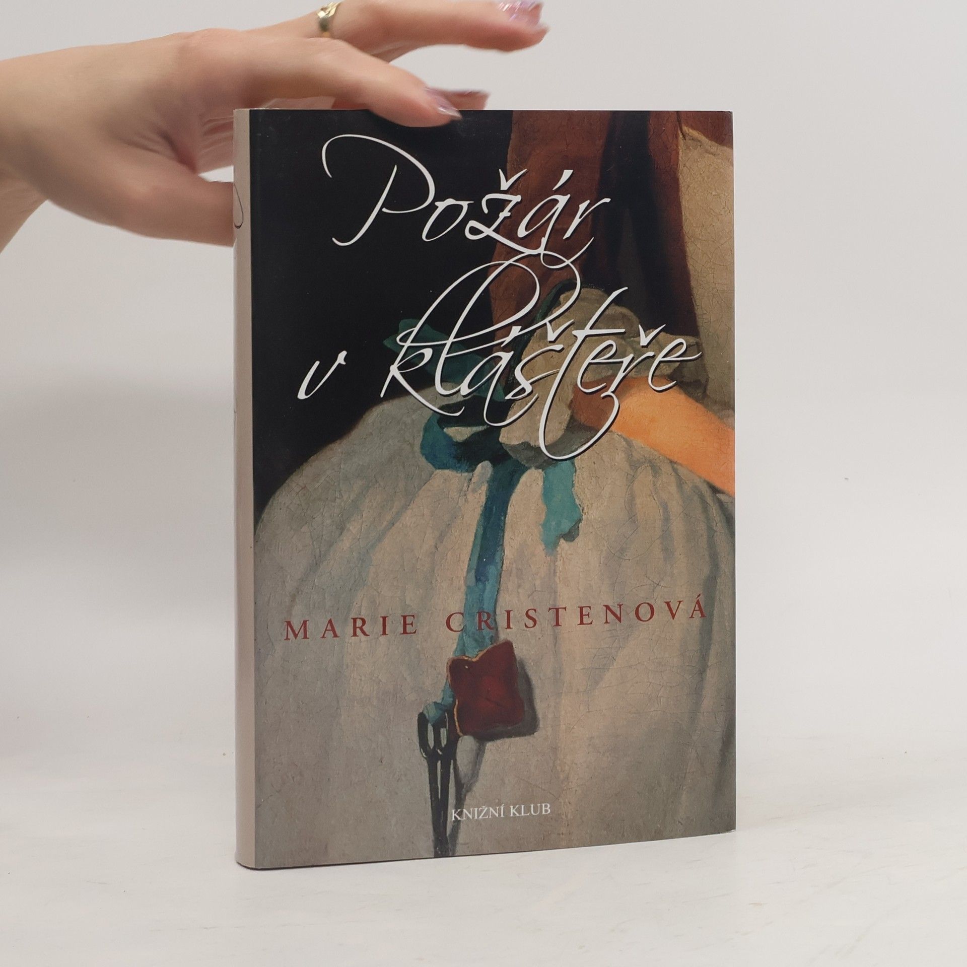 Marie Cristen Požár v klášteře