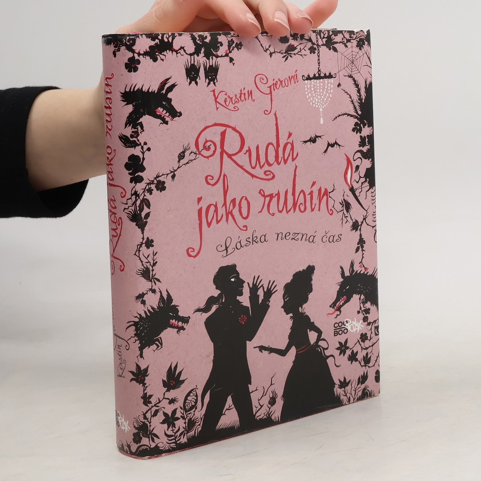 Kerstin Gier Rudá jako rubín