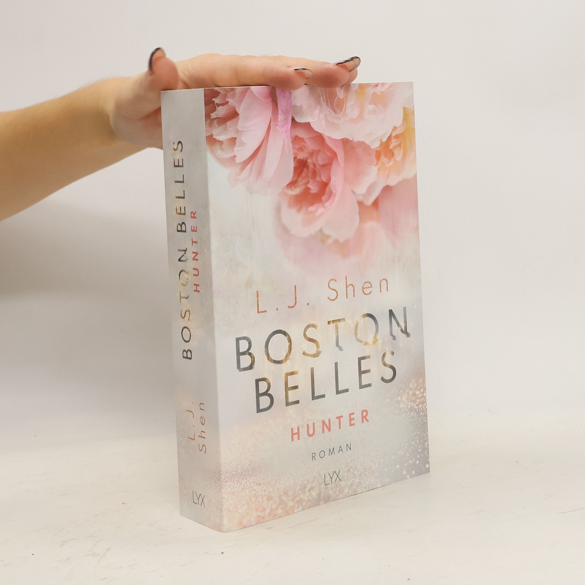 L. J. Shen Boston Belles - Hunter